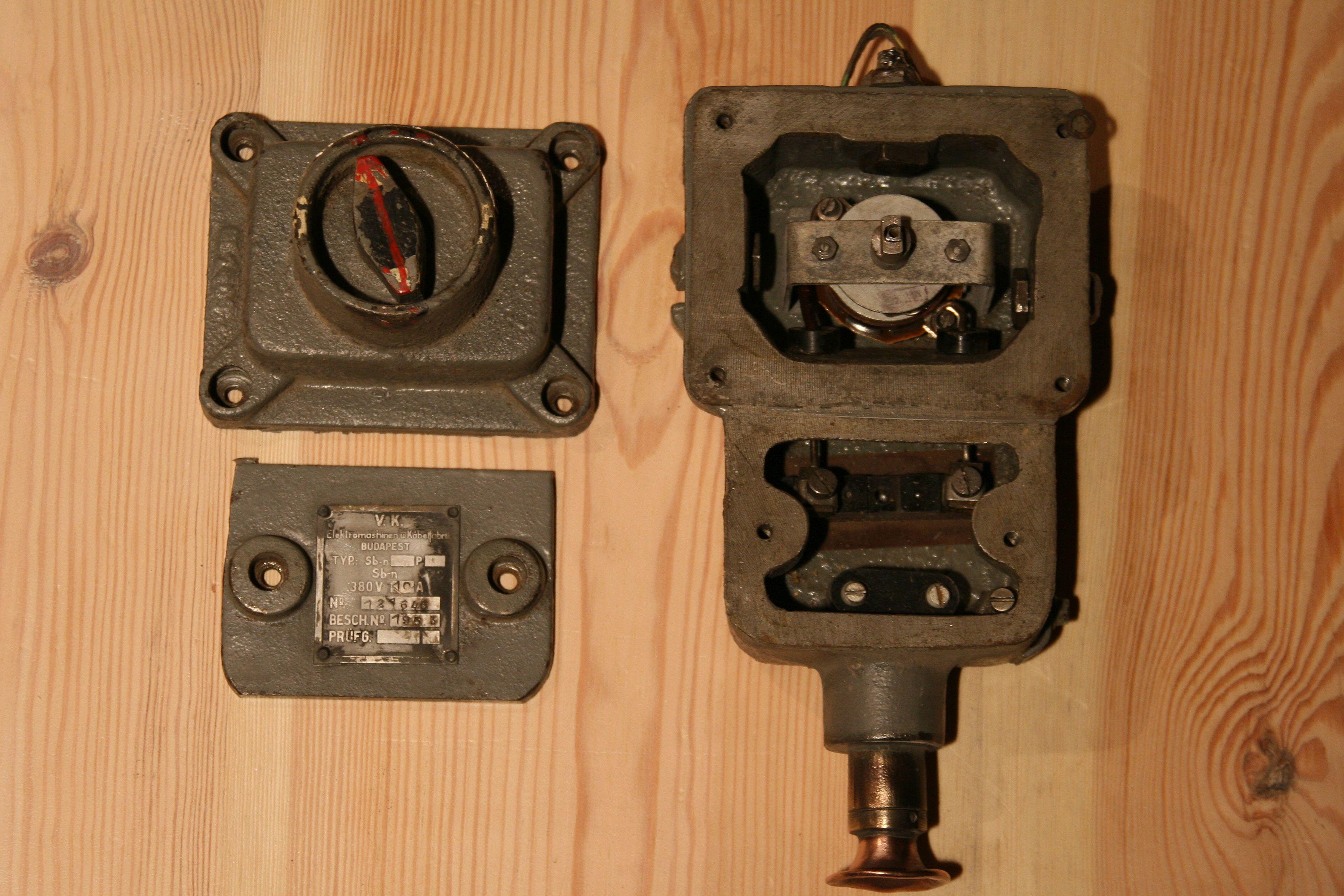 Mid-20th Century 1950s Mining Explosion-Proof Switch Type Sb-n For Sale