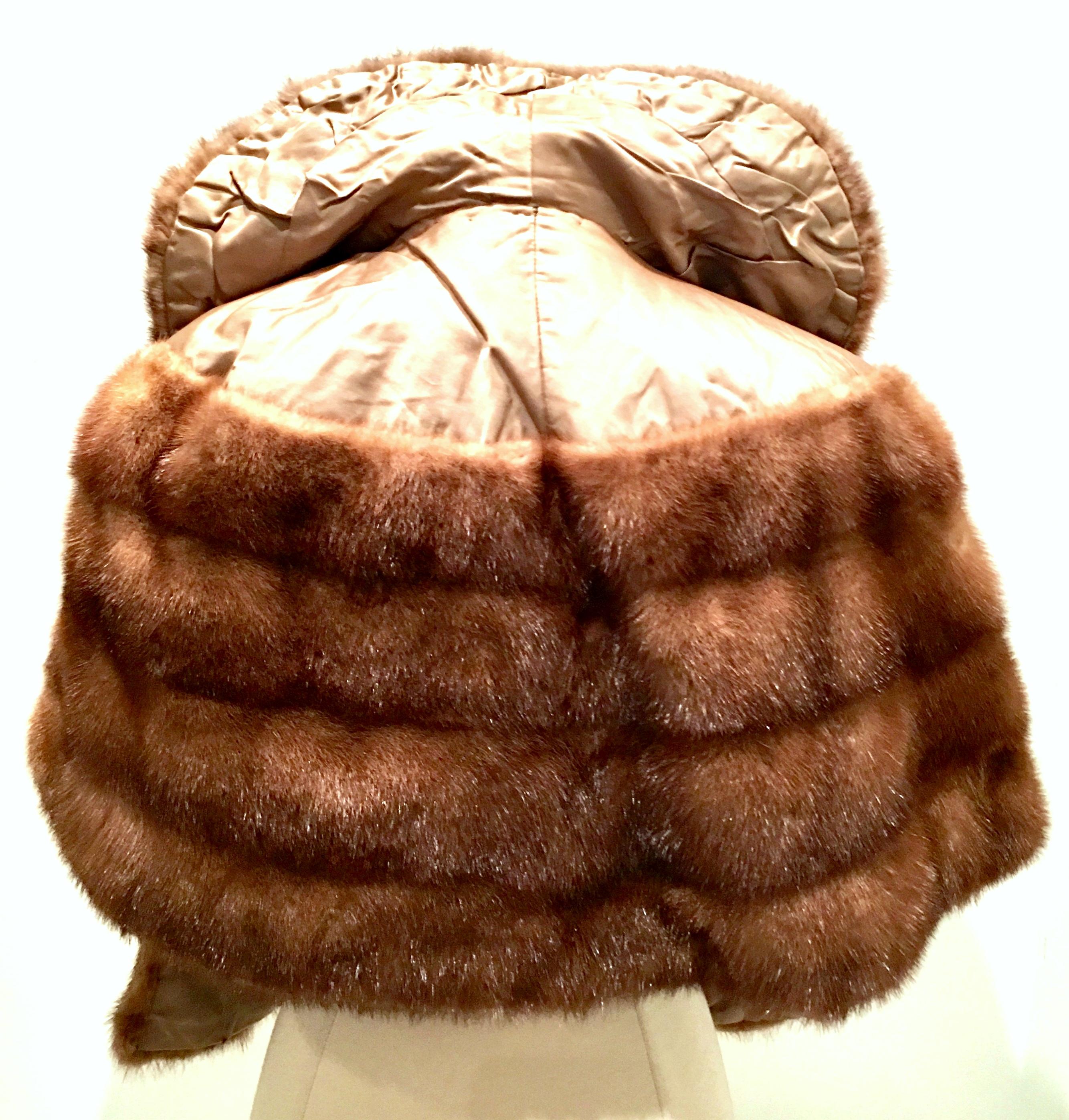 1950'S Mink Whyskey Dyed Mink Fur Capelet Jacket By, Lloyds Fur-Denver im Zustand „Gut“ im Angebot in West Palm Beach, FL