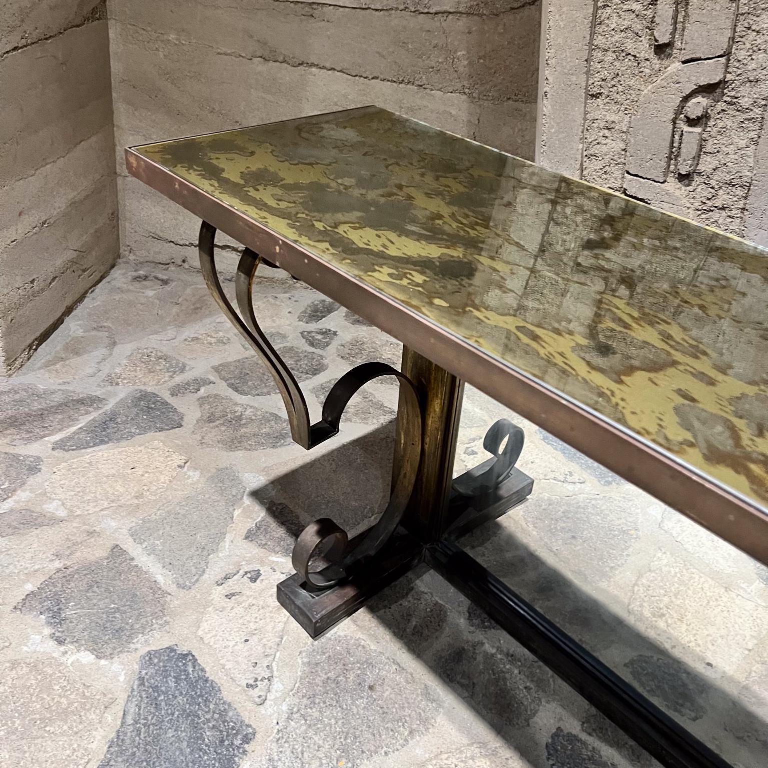 Console da parete in eglomisé specchiato del 1950 Arturo Pani Città del Messico in vendita 3