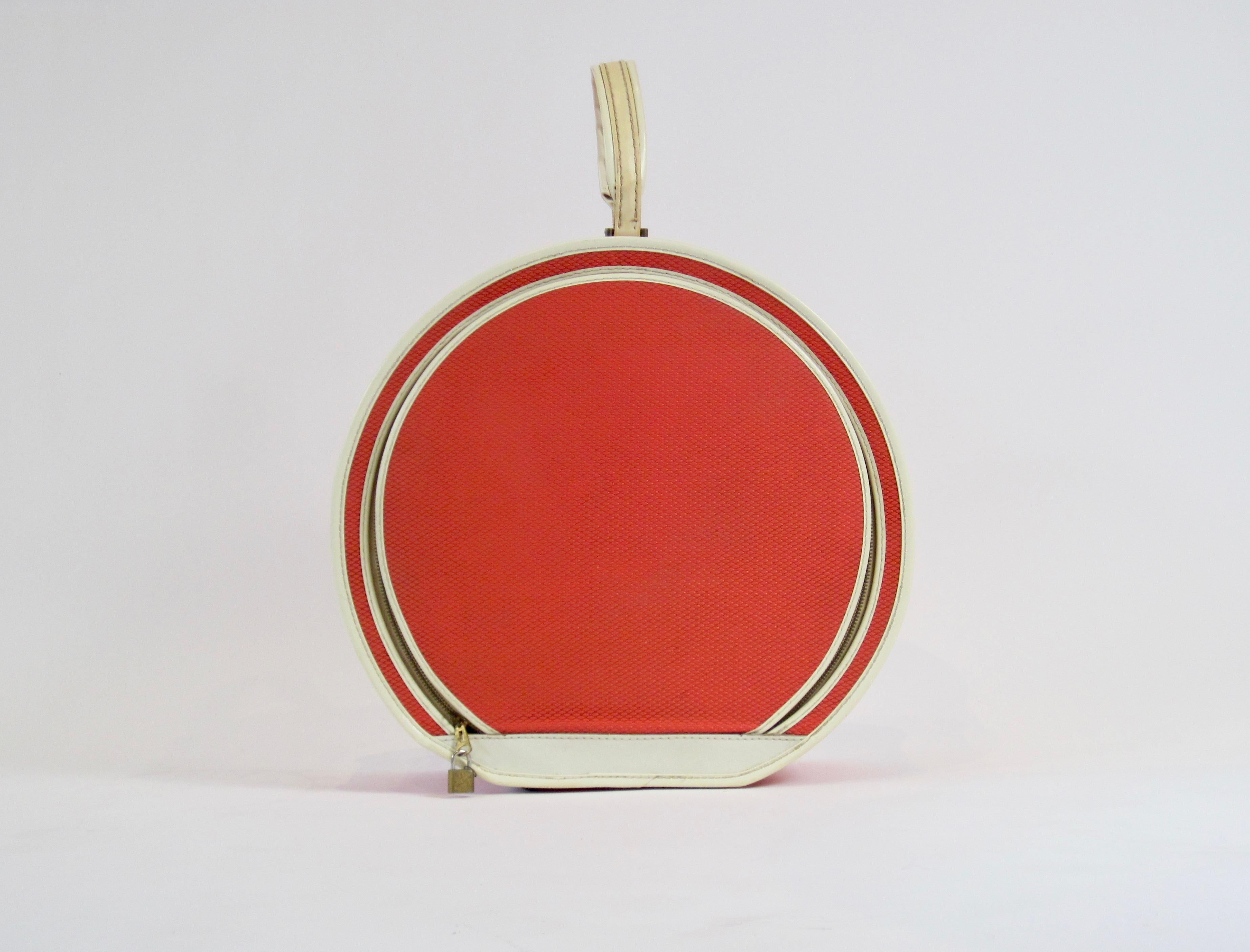 Mid-Century Modern 1950s Mod Coral Red Hat Box Leed's Tested Travelwear Luggage Prop For Sale