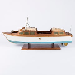 1950's model of a motor boat named Rainbow
