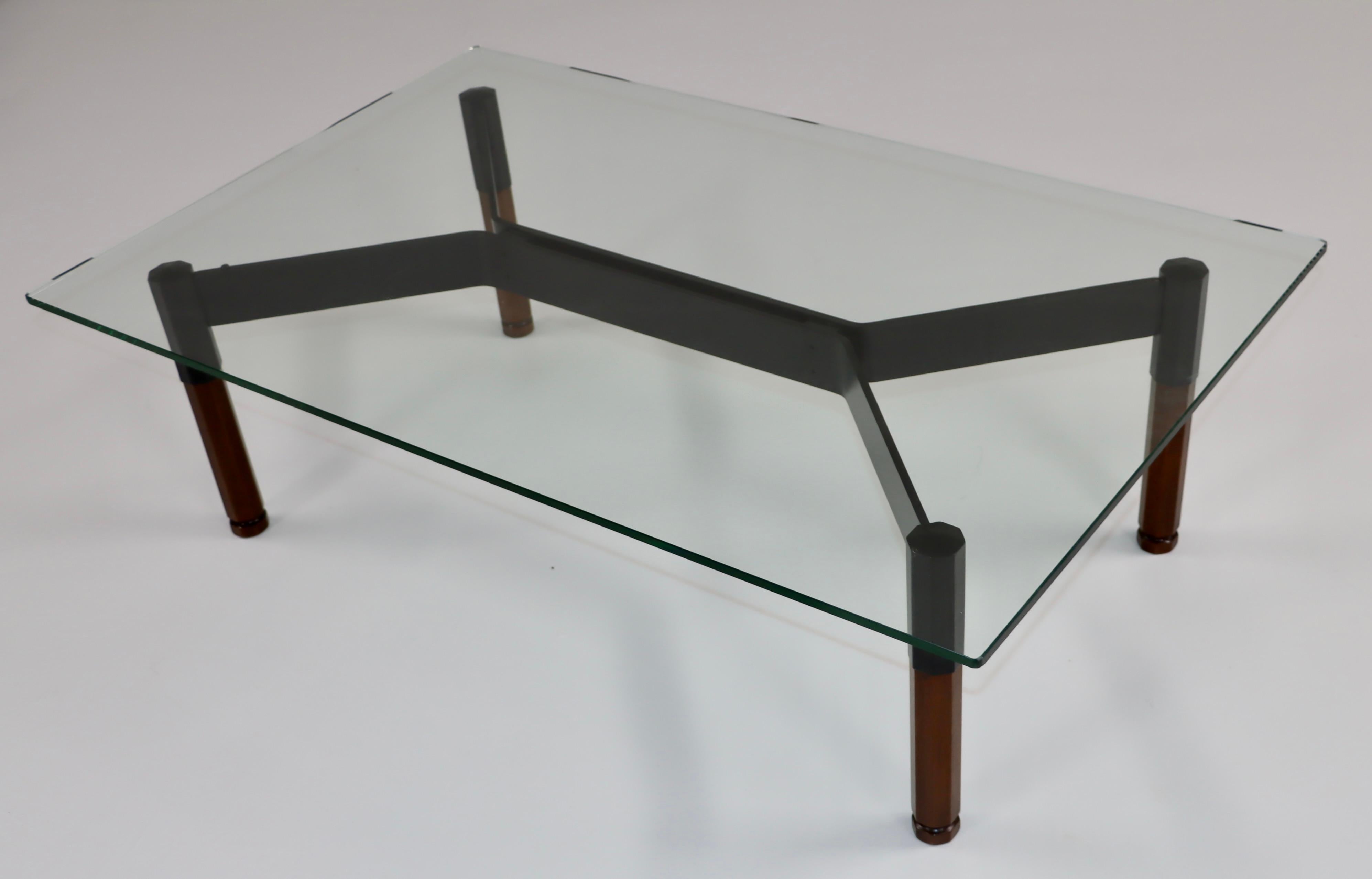 Milieu du XXe siècle Table basse italienne moderne des années 1950 par Forma Nova  en vente