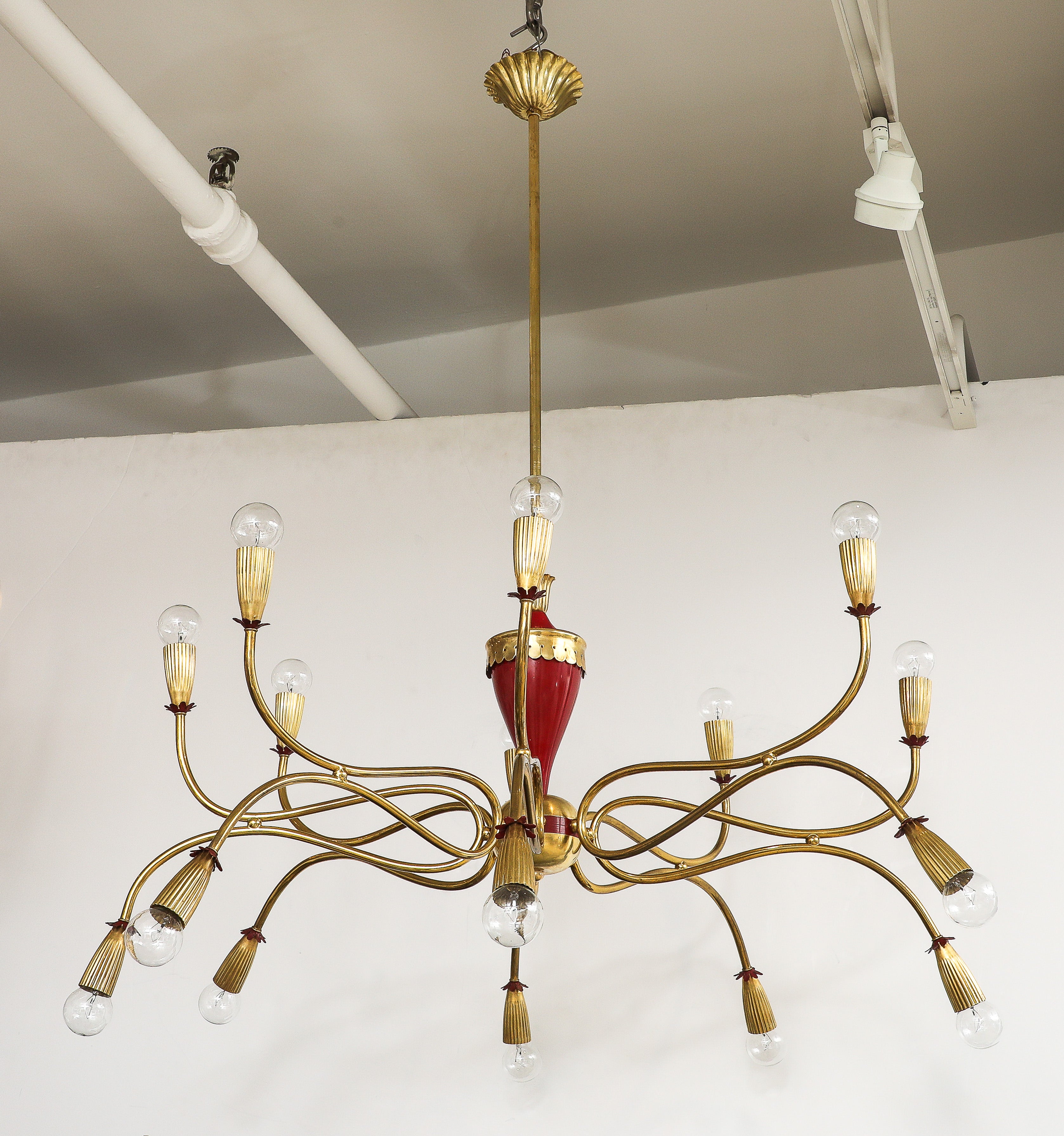 1950's Modern Large 18 Arm Brass Italian Chandelier By Lumi (Moderne der Mitte des Jahrhunderts) im Angebot