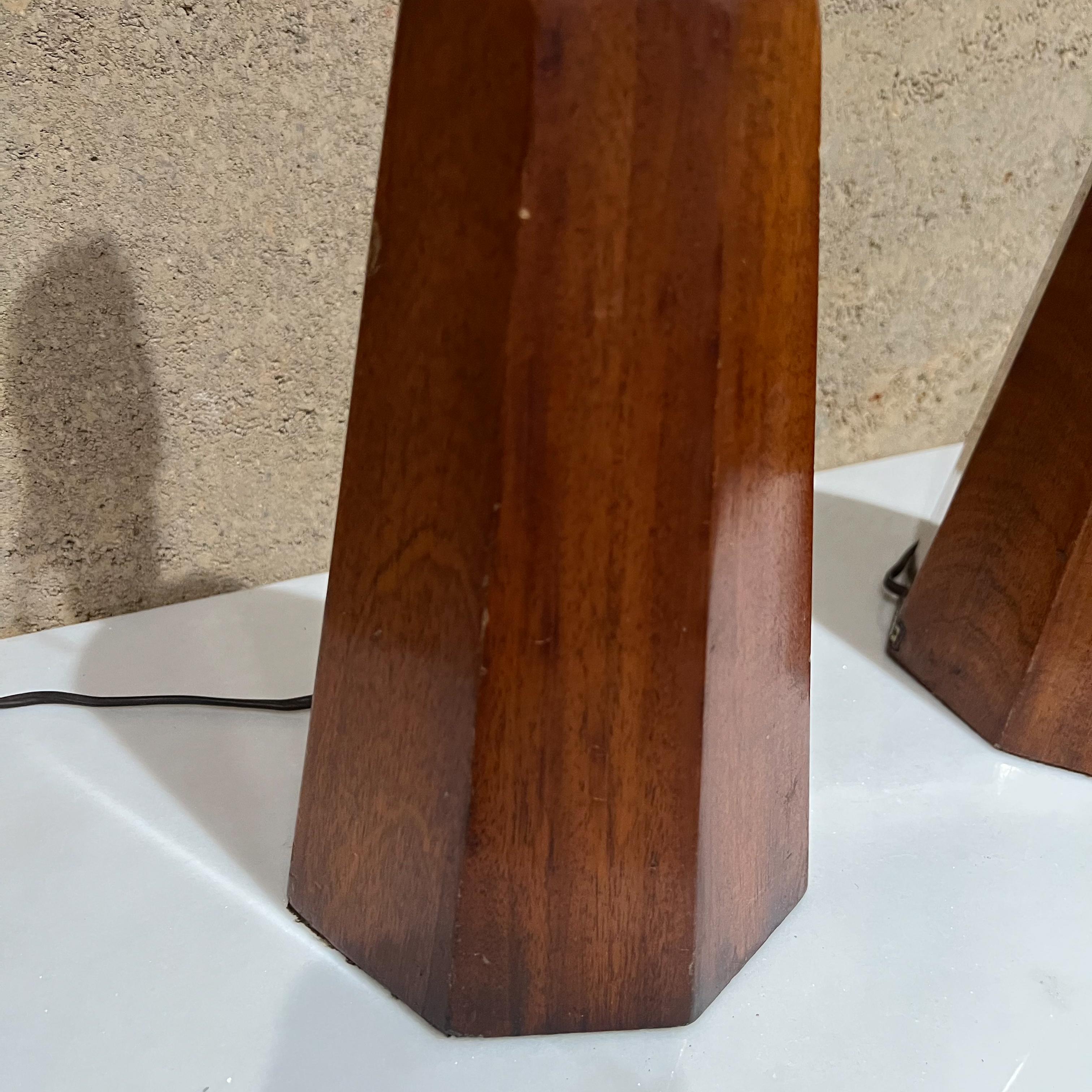 1950s Modern Table Lamps in Mahogany & Brass by Angelita Mexico For Sale 4