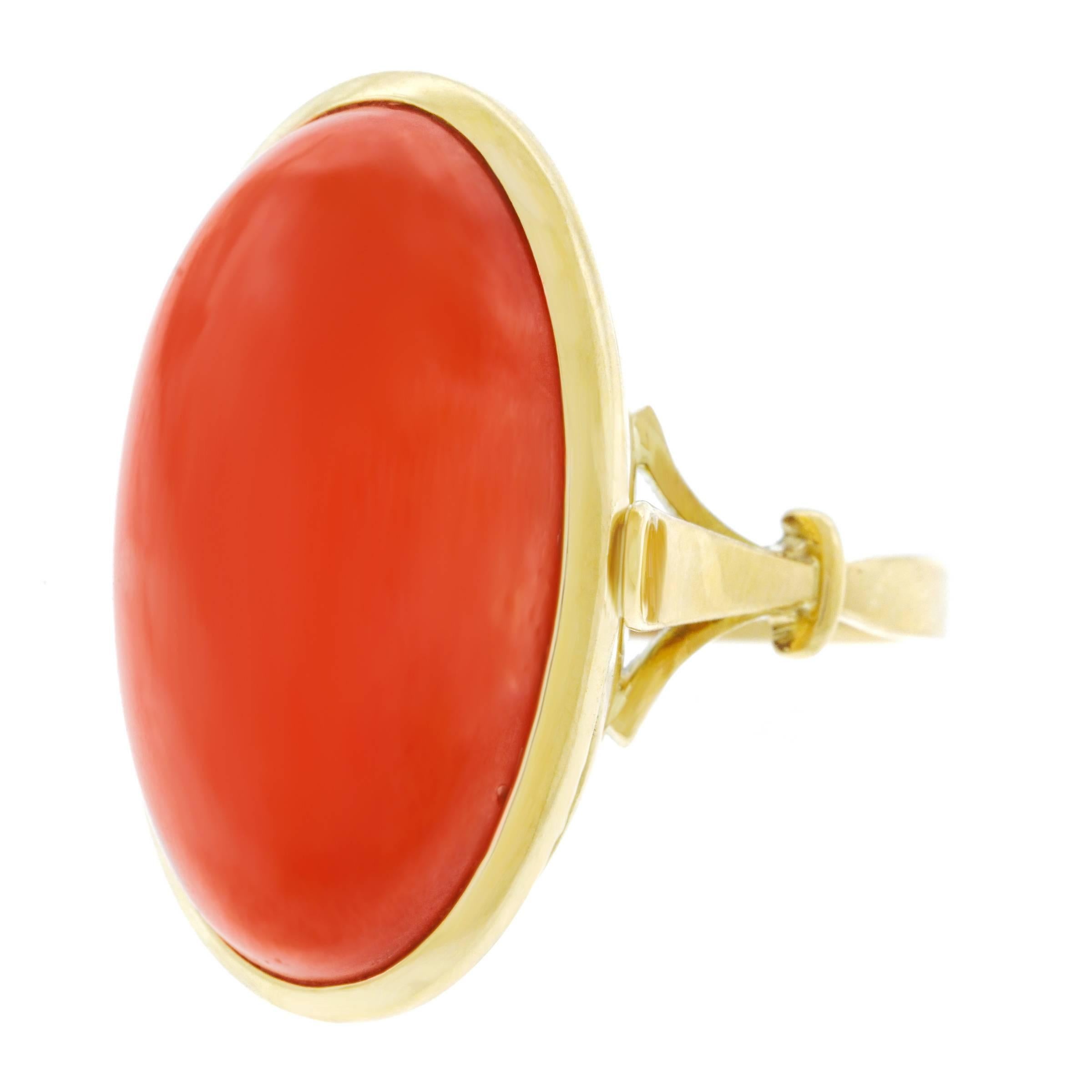 1950s Modernist Coral Set Gold Ring