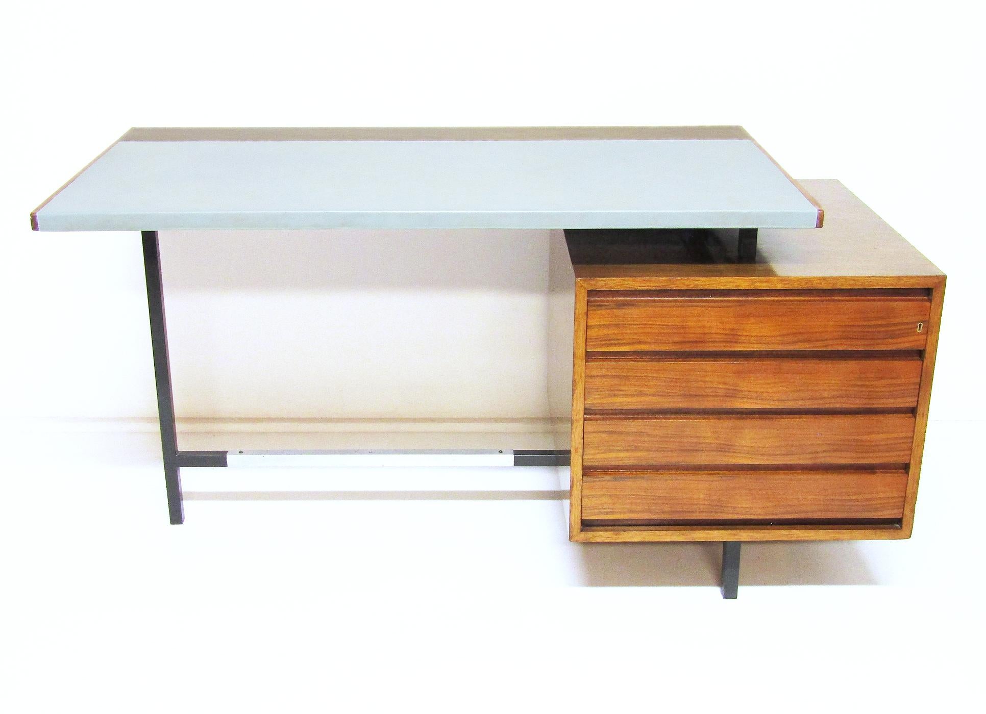 Mid-Century Modern 1950s Modernist Desk & Chair Set in Walnut & Leather by Robin Day for Hille