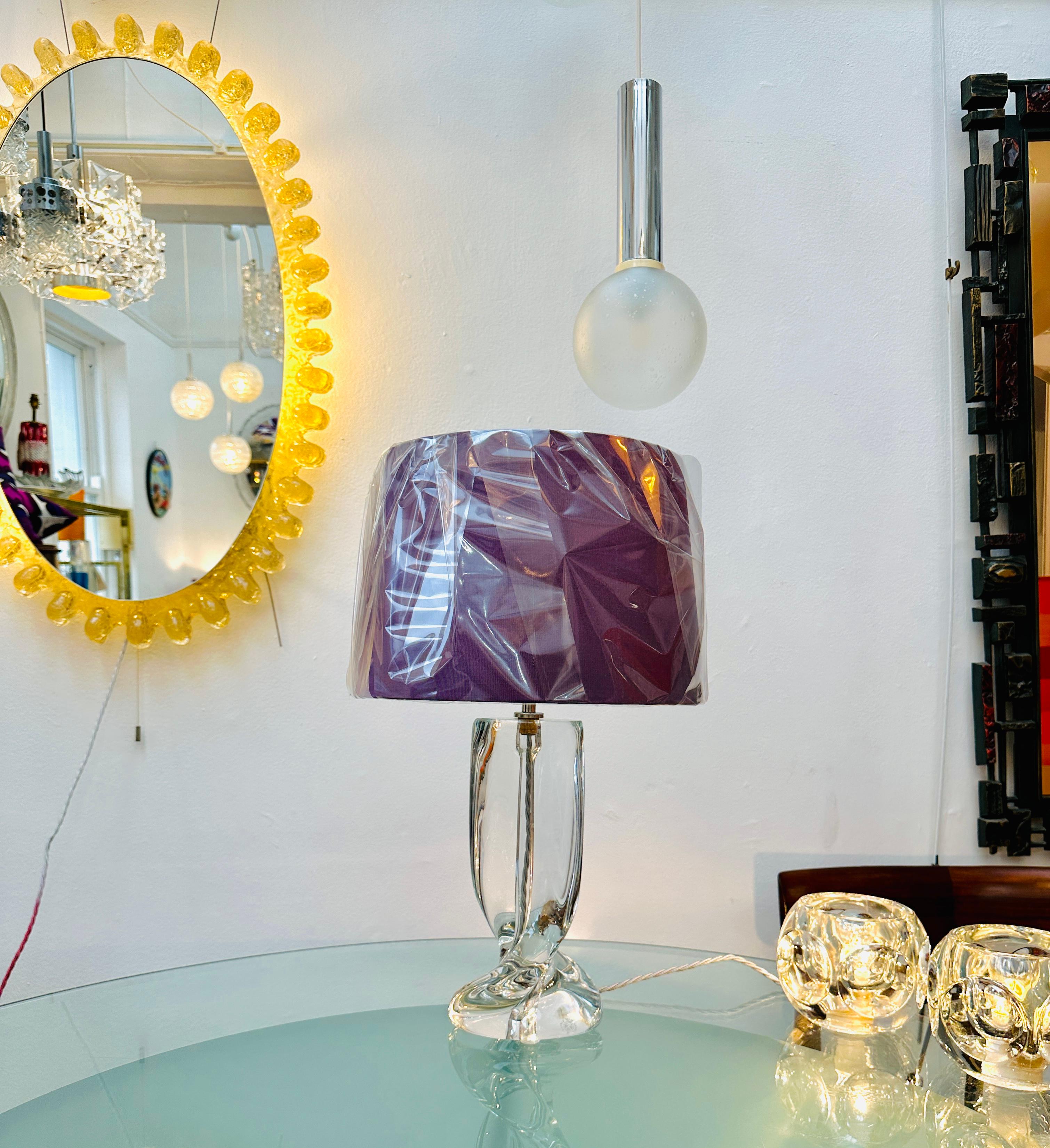 1950s Modernist French Cristalleries De Sèvre Crystal Glass & Chrome Table Lamp For Sale 3