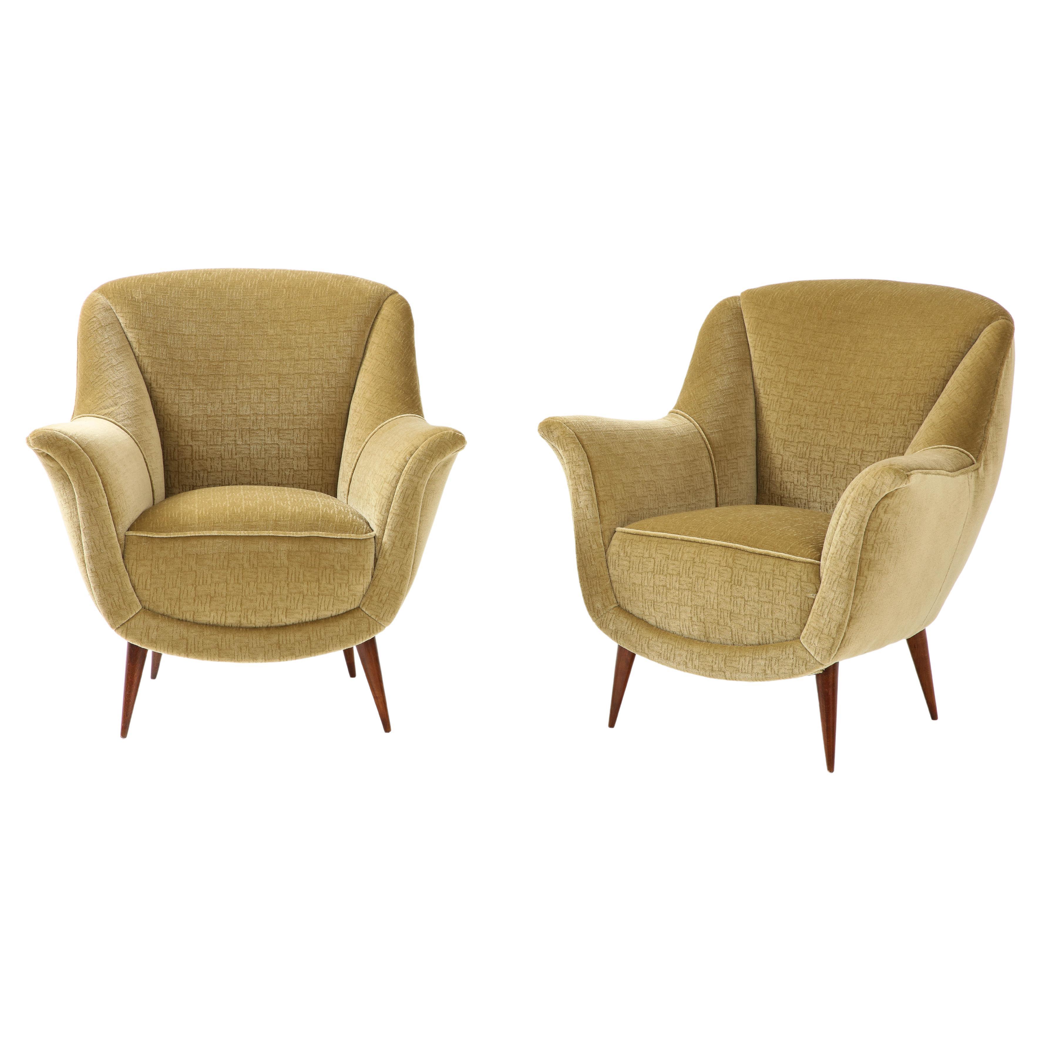 1950's Modernist Gio Ponti Style Italian Lounge Chairs In Mohair Upholstery For Sale