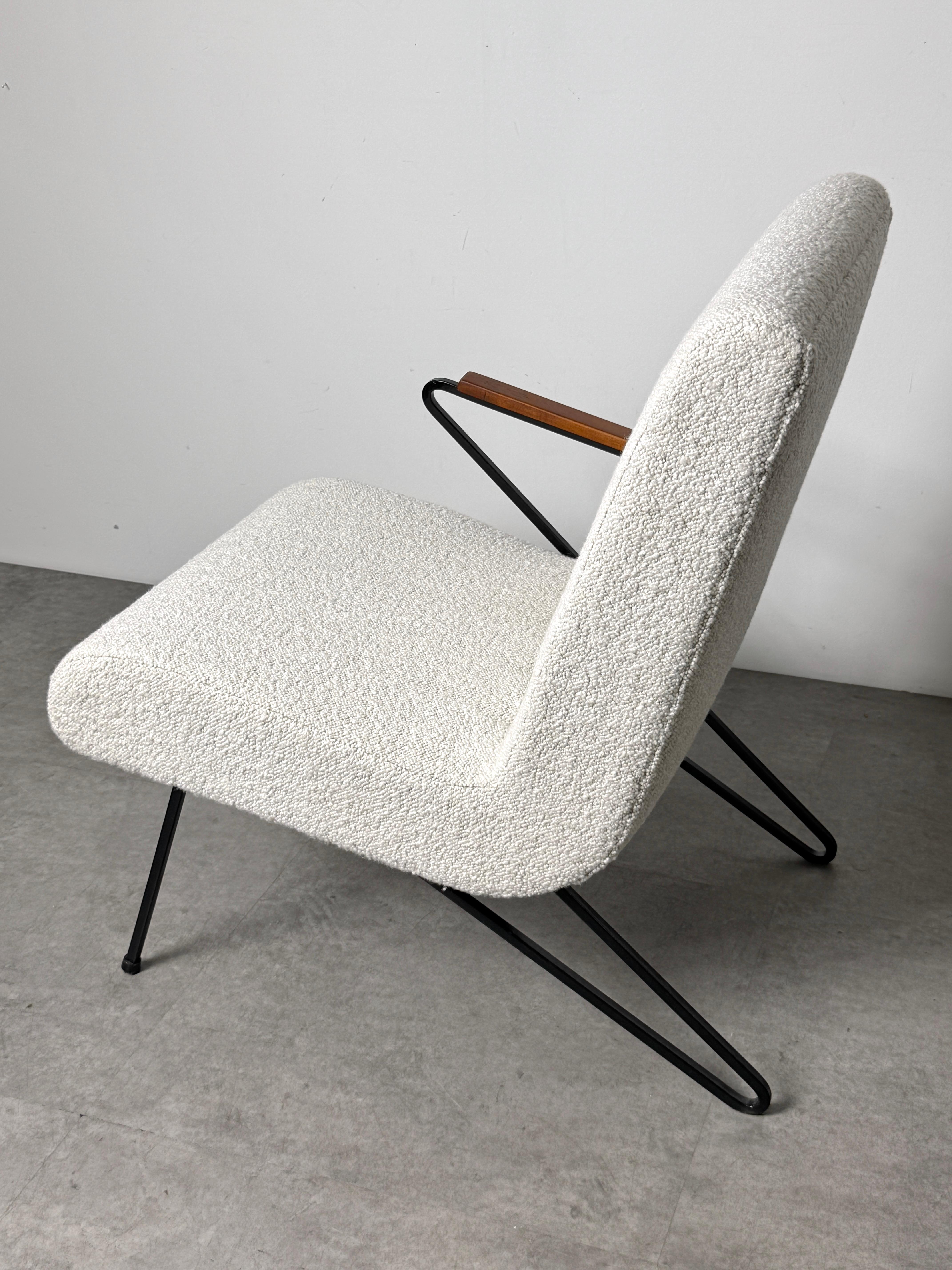 1950's American Modernist Iron Z Frame Lounge Chair and Ottoman in Cream Boucle For Sale 4