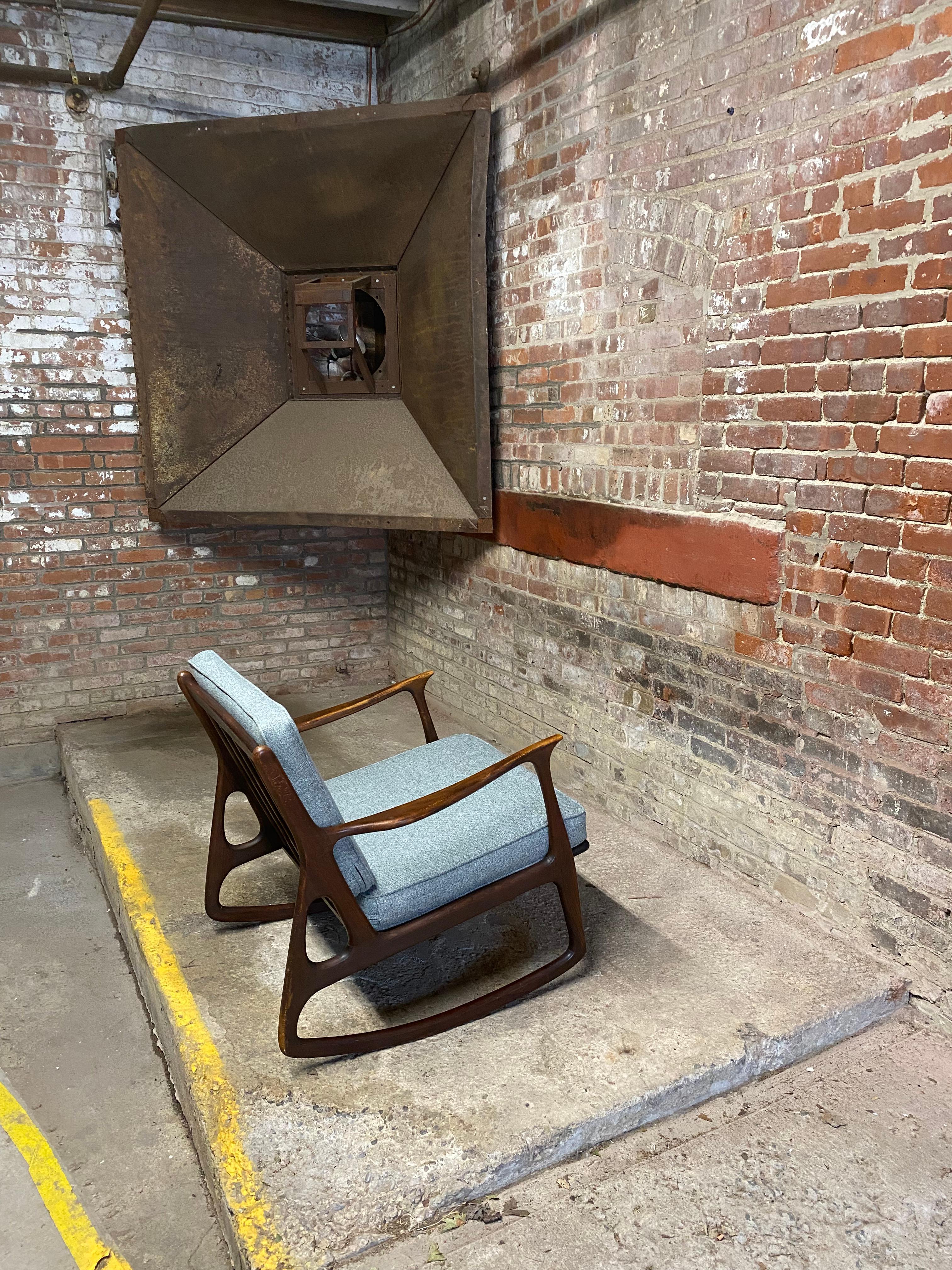 1950s Modernist Italian Walnut Rocking Chair 8