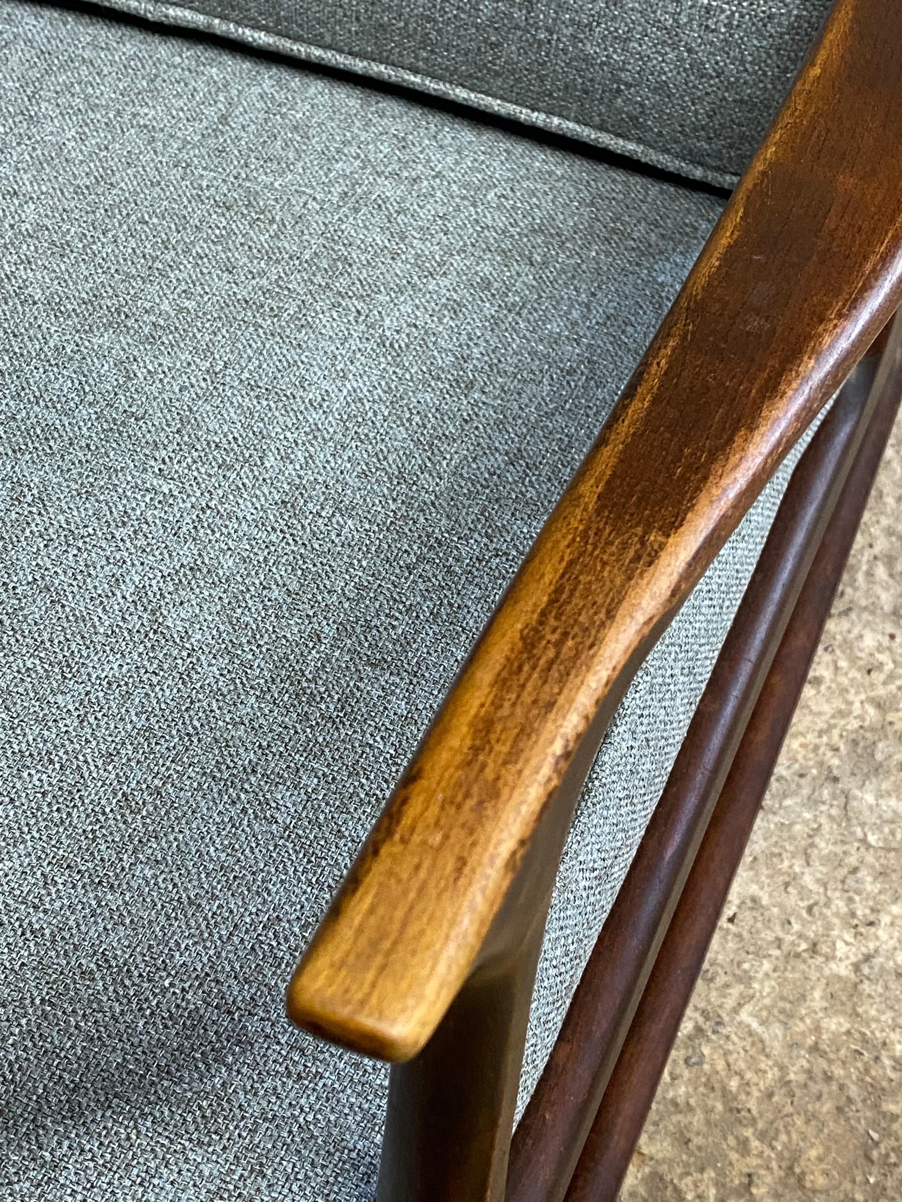 1950s Modernist Italian Walnut Rocking Chair 3