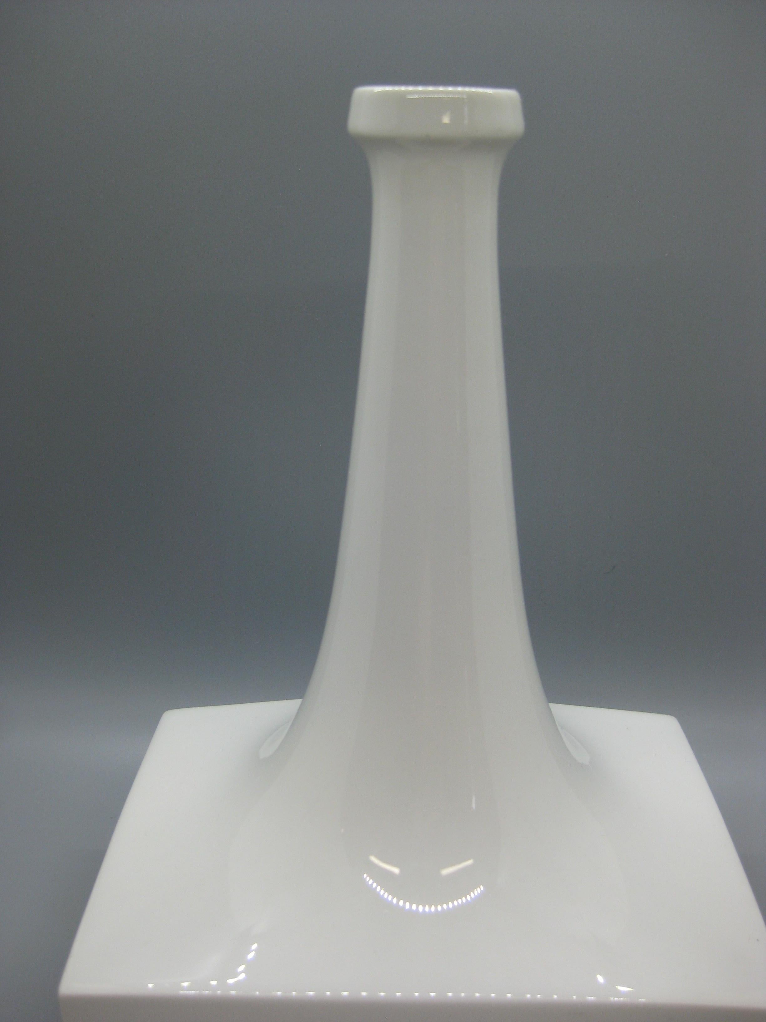 1950s Modernist KPM Porcelain Berlin Abstract Art Vase, Germany For Sale 2