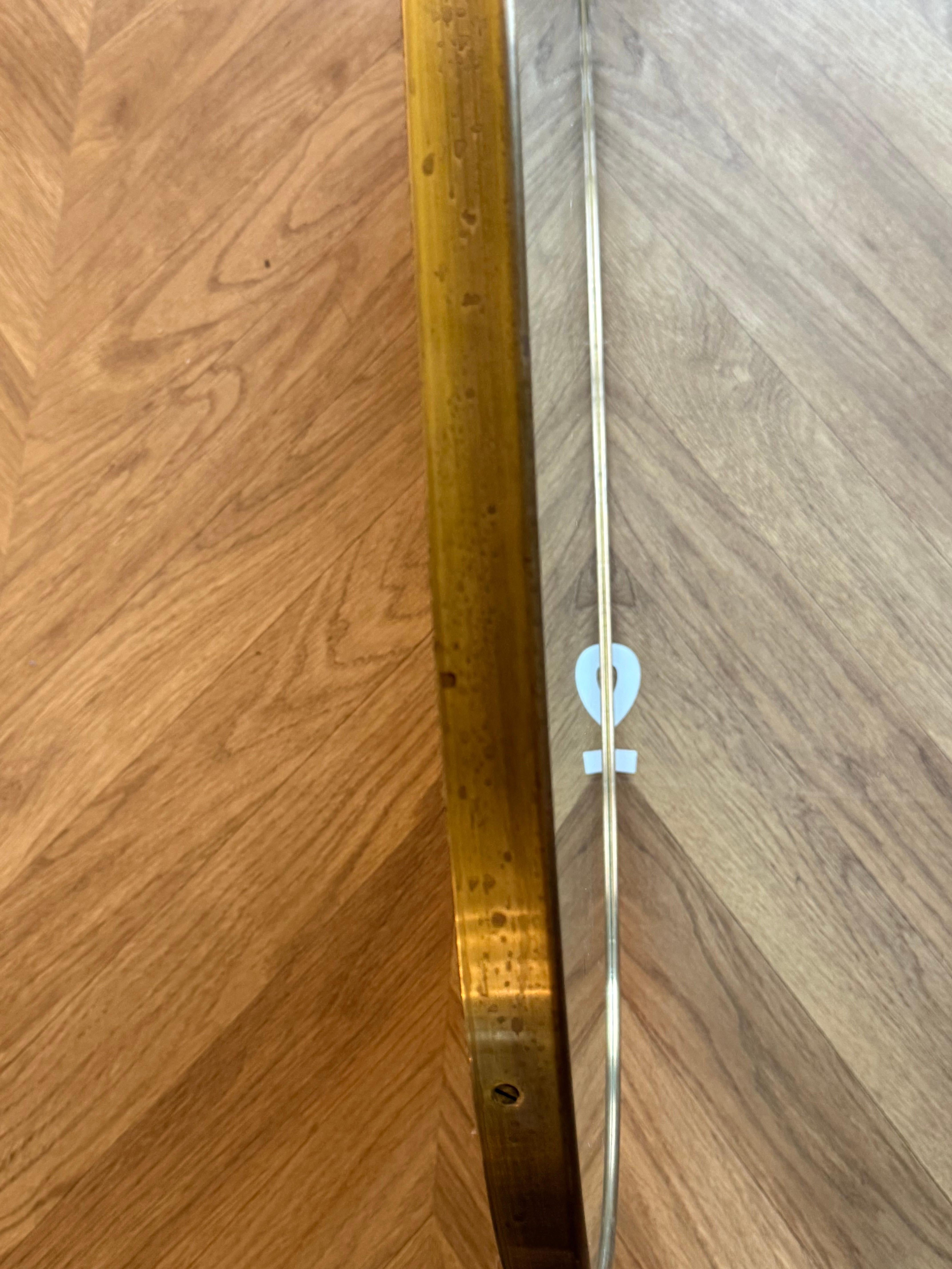 1950's Modernist Shaped Brass Wall Mirror , Gio Ponti Style en vente 8