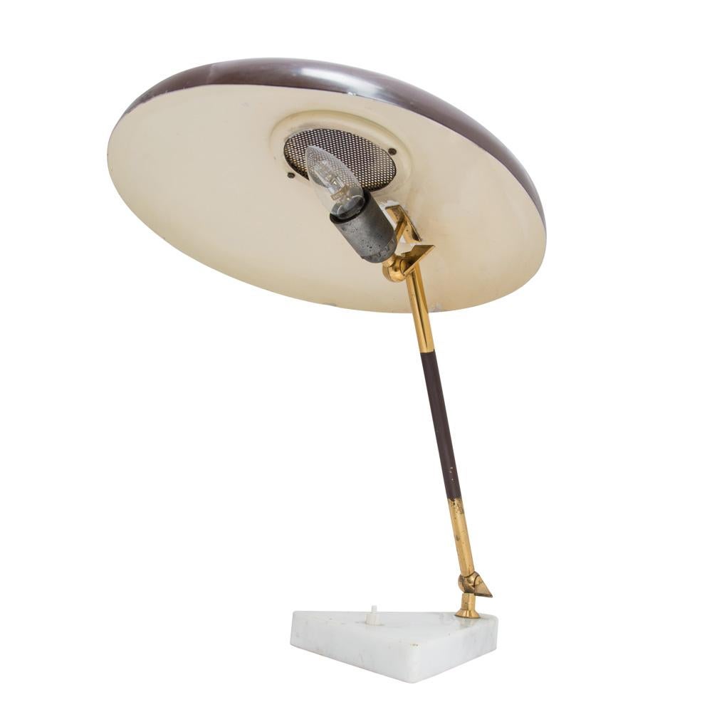 lampe de table/de bureau moderniste des années 1950:: design italien par Stilux:: abat-jour brun chocolat Bon état - En vente à London, GB