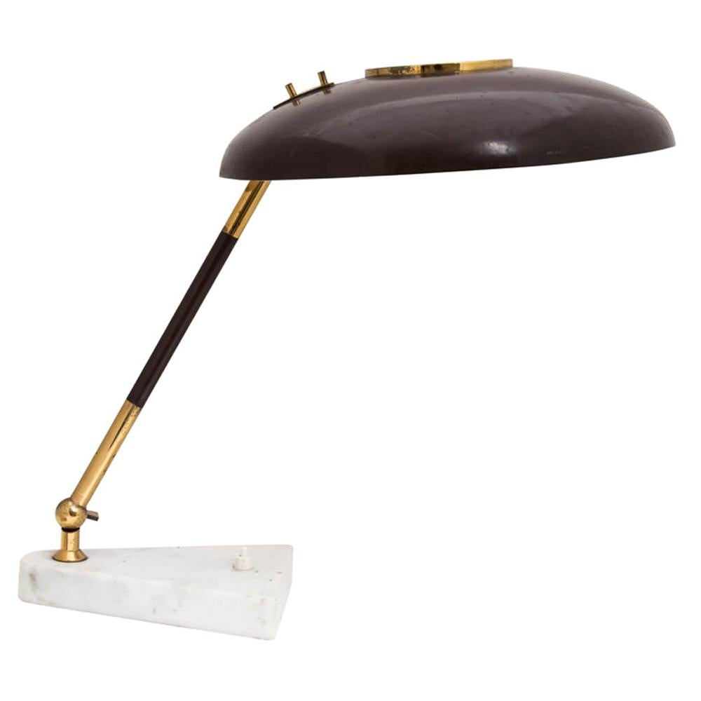 lampe de table/de bureau moderniste des années 1950:: design italien par Stilux:: abat-jour brun chocolat en vente