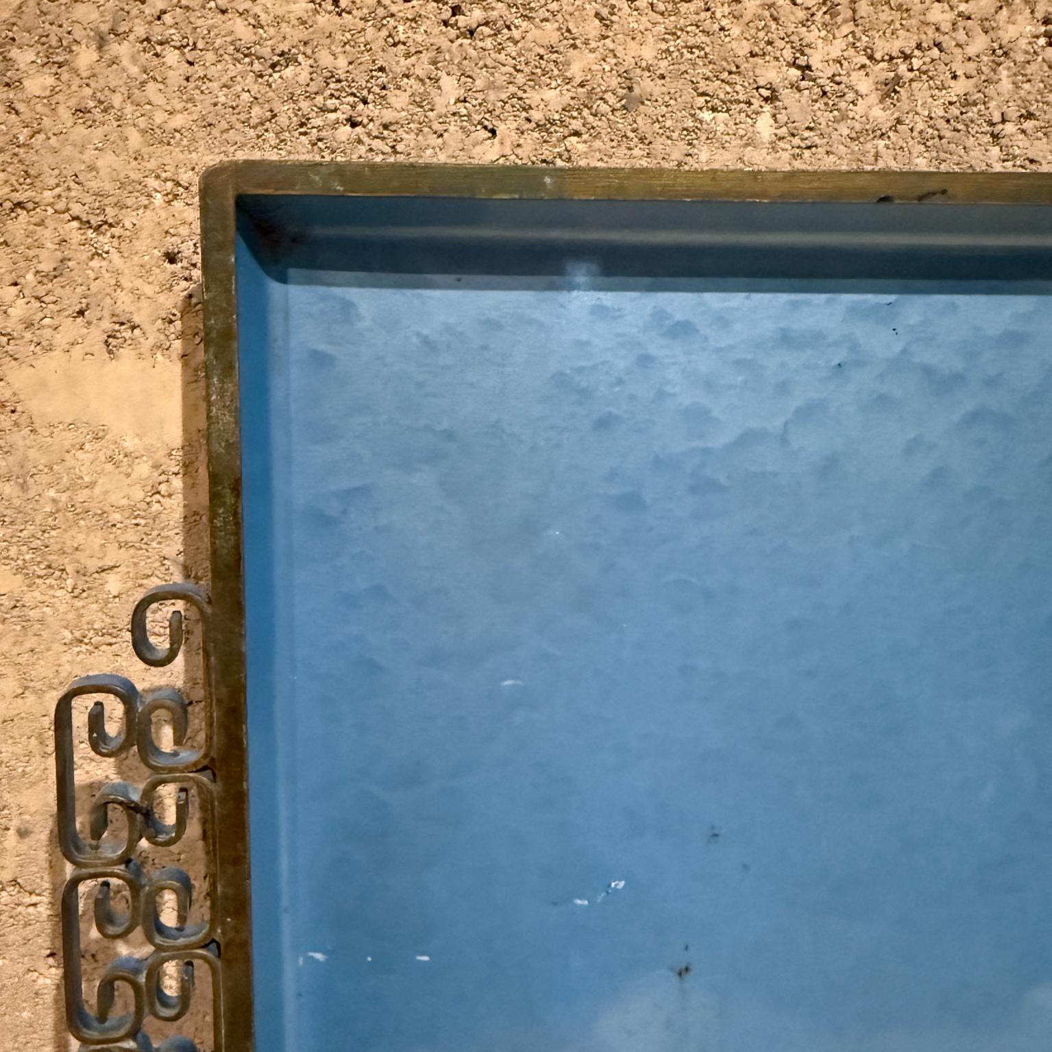 1950s Moiré Esmalte Kyes Bandeja de Esmalte Azul Pasadena Ca Estadounidense en venta