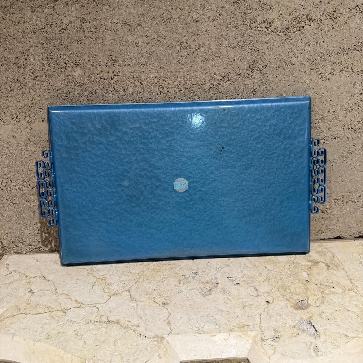 1950s Moiré Esmalte Kyes Bandeja de Esmalte Azul Pasadena Ca Metal en venta