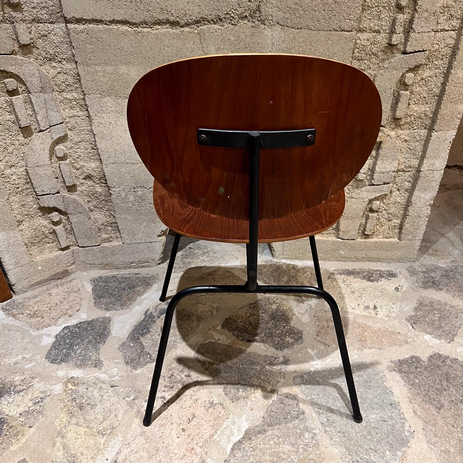 1950s Molded Bent Plywood Chair Metal Base Eames Style For Sale 2
