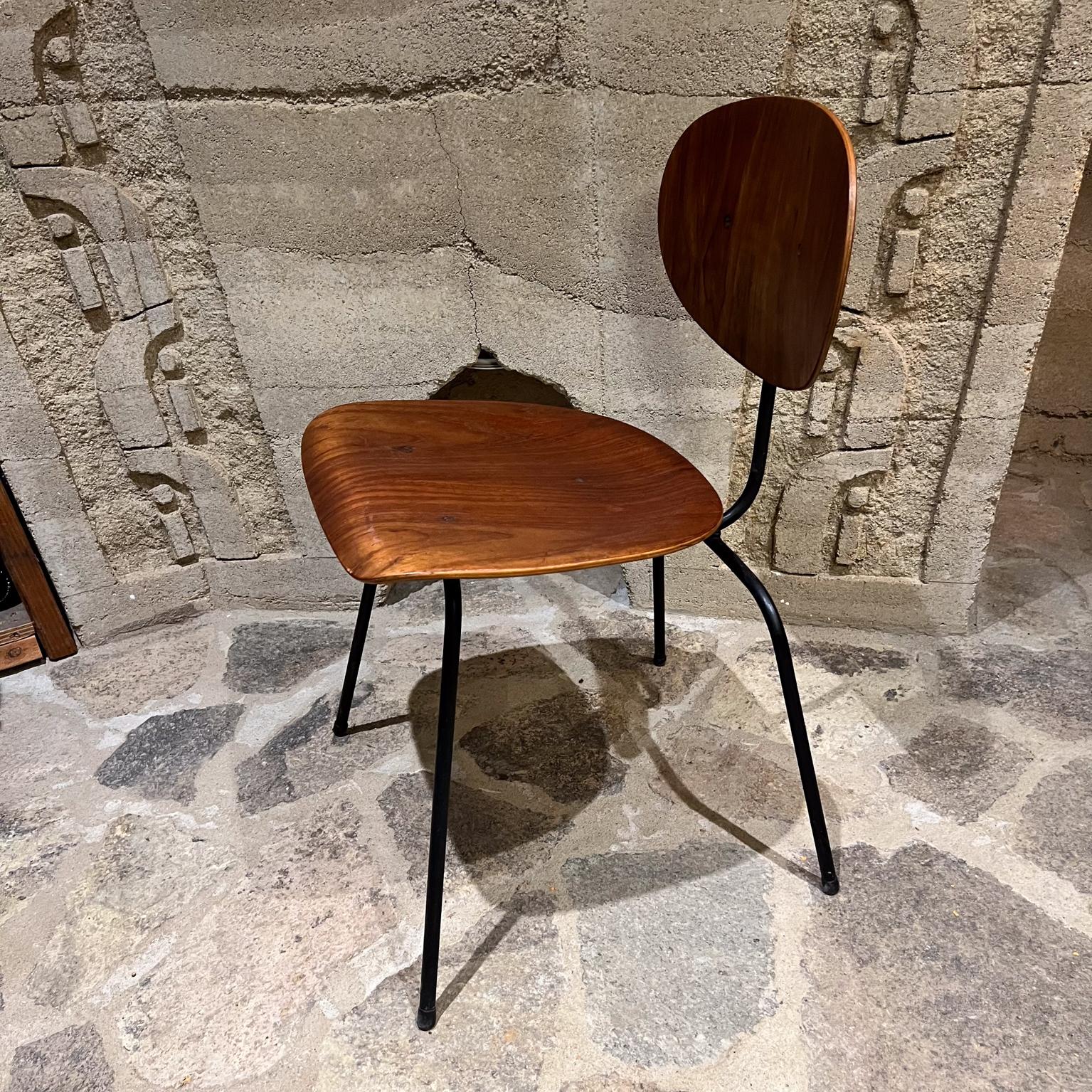 1950s Molded Bent Plywood Chair Metal Base Eames Style For Sale 4