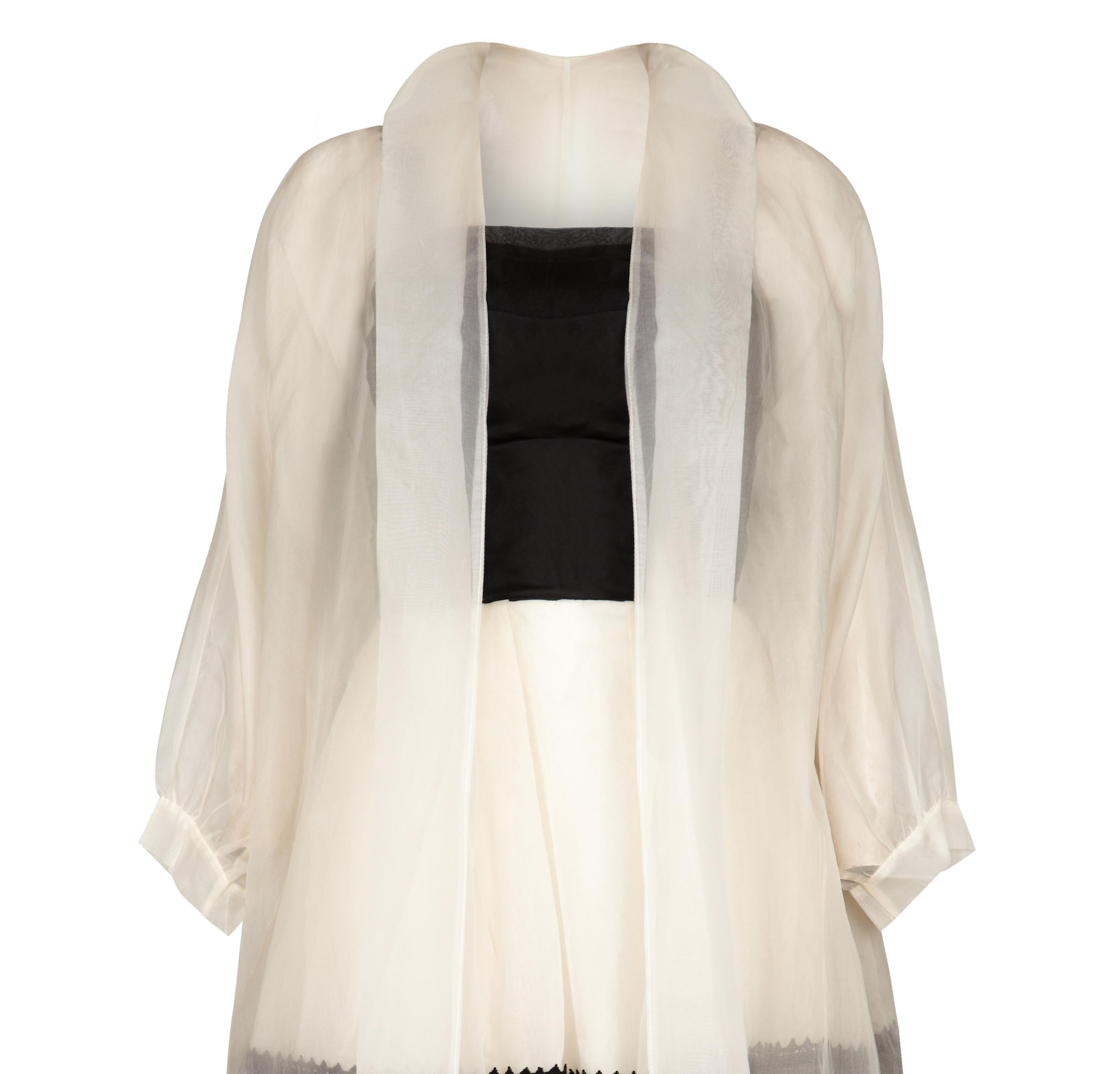1950s Monochrome Dress With White Silk Organza Overcoat In Excellent Condition In London, GB