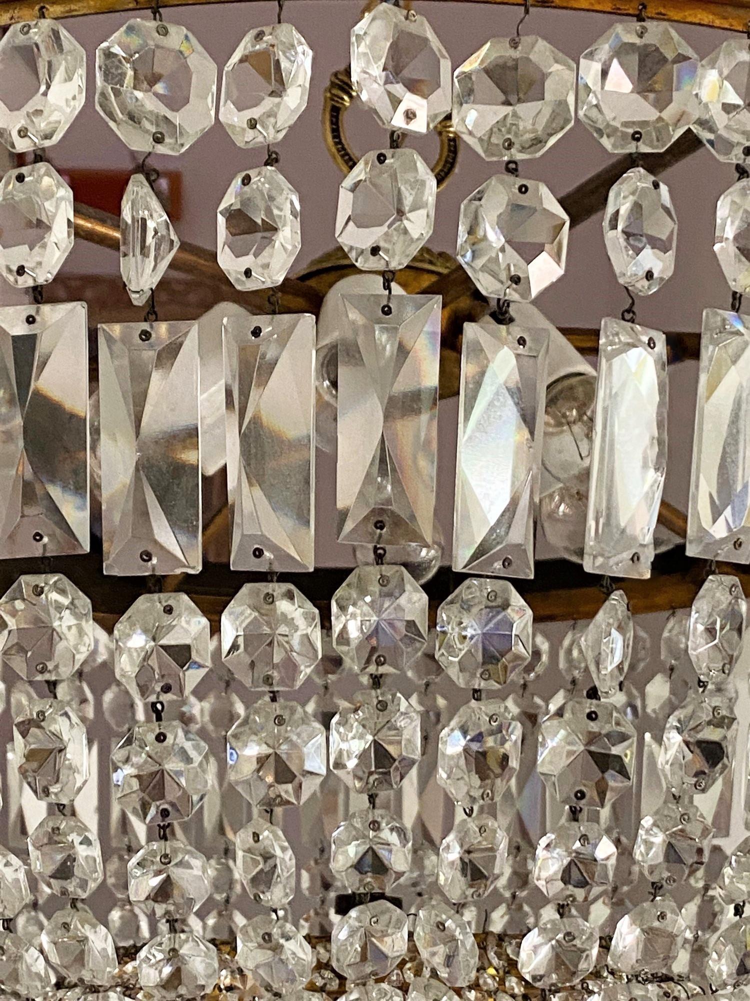 Riesiger französischer Art-déco-Kristallbronze-Kronleuchter mit sechs Lichtern, 1950er Jahre im Angebot 6