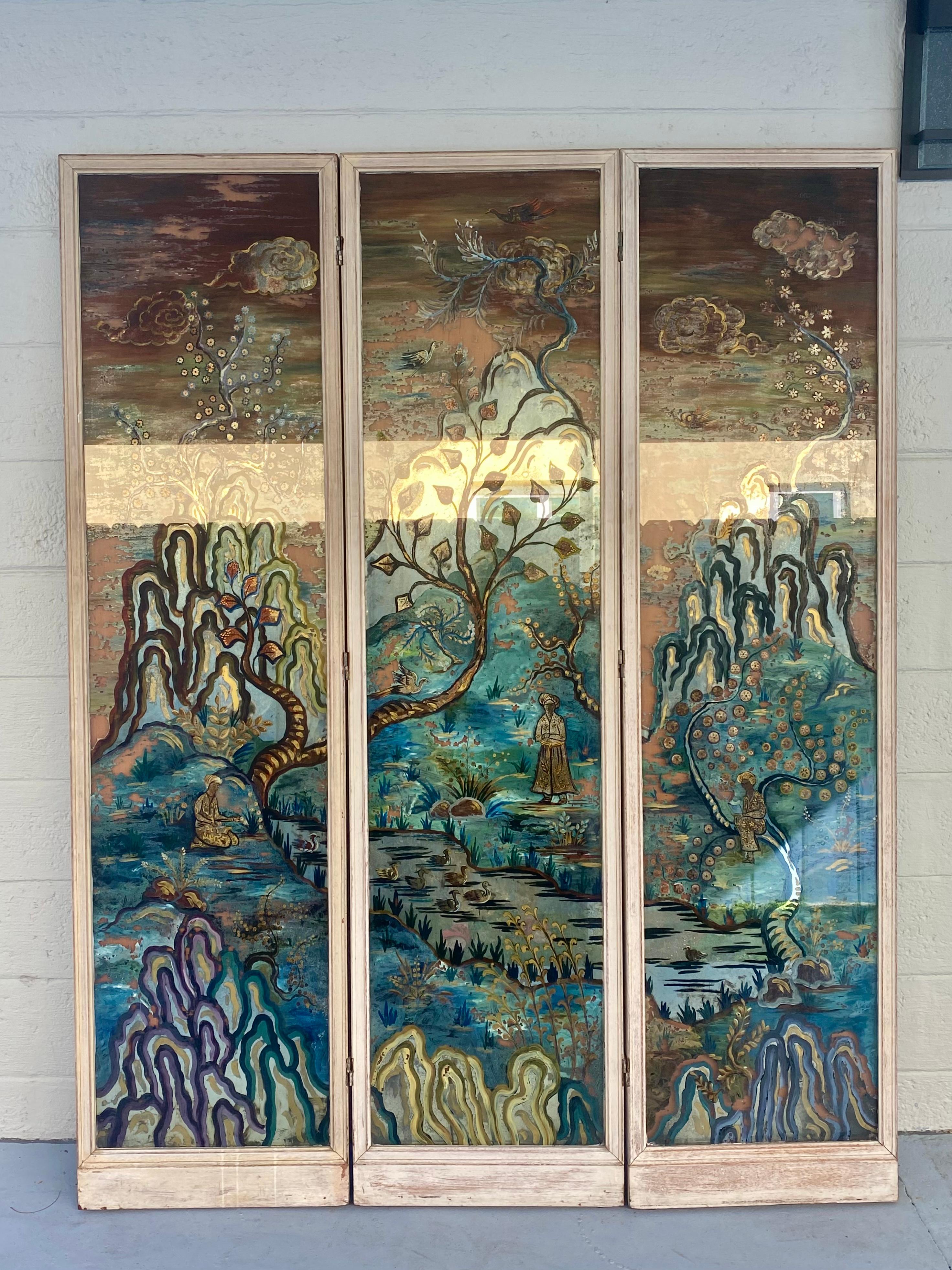 1950's Monumental Reverse Chinoiserie Painted Mirrored Panels Screen Divider  In Excellent Condition For Sale In Fort Lauderdale, FL