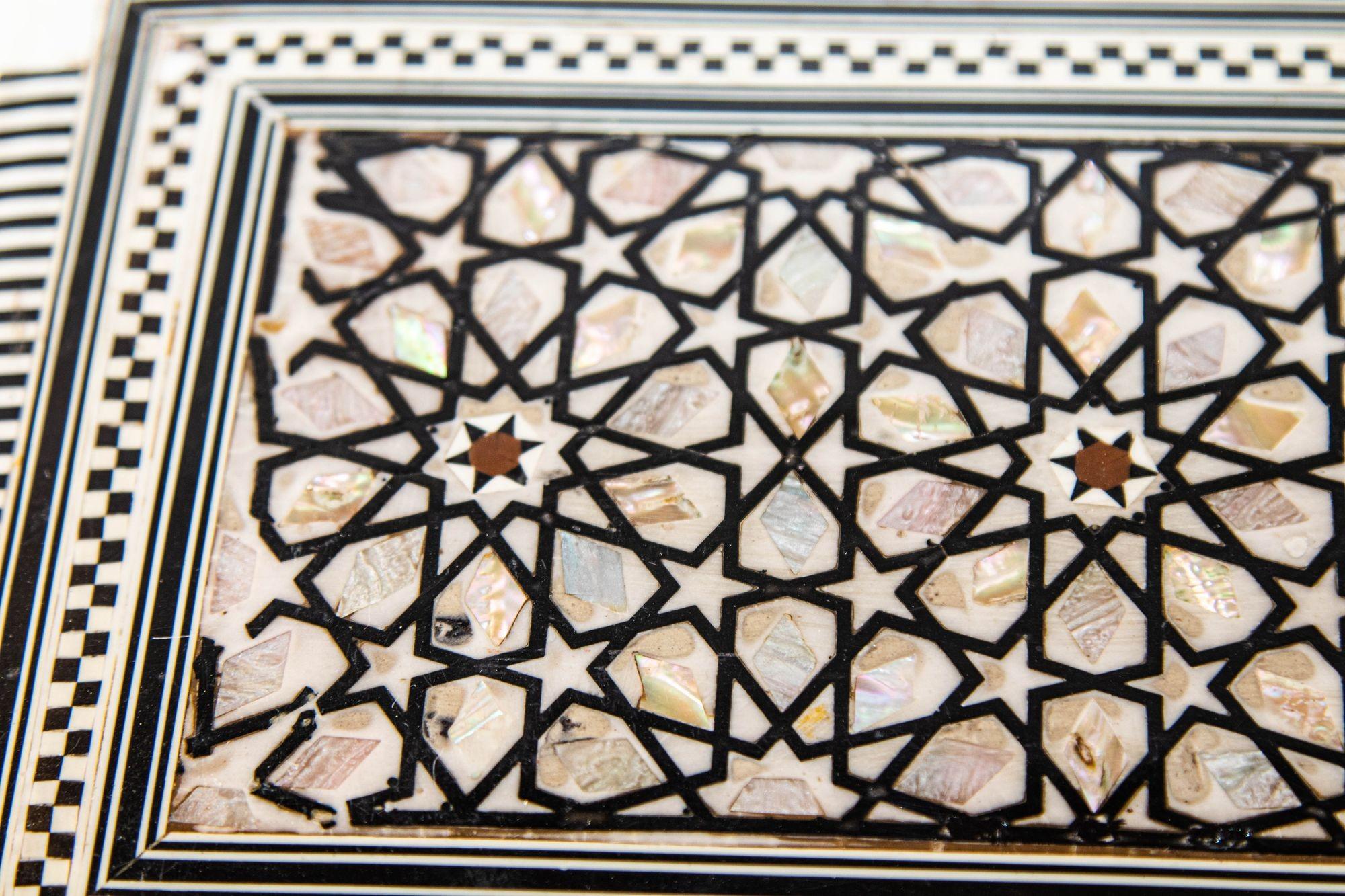 1950s Mosaic Mother of Pearl Inlaid Decorative Middle Eastern Islamic Box 5