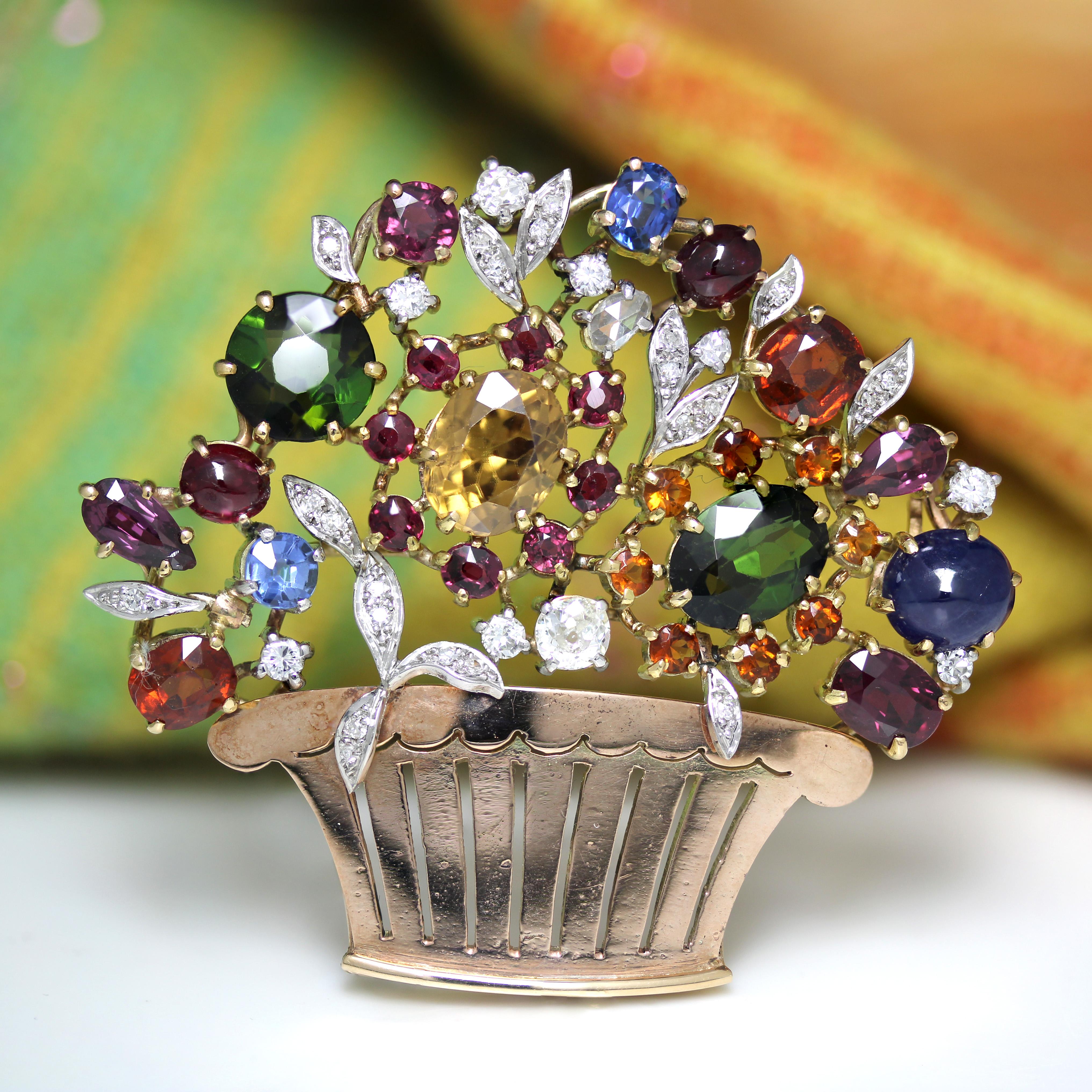 Retro 1950s Multi Precious Stones Rose Gold Tutti Frutti Bouquet Brooch For Sale