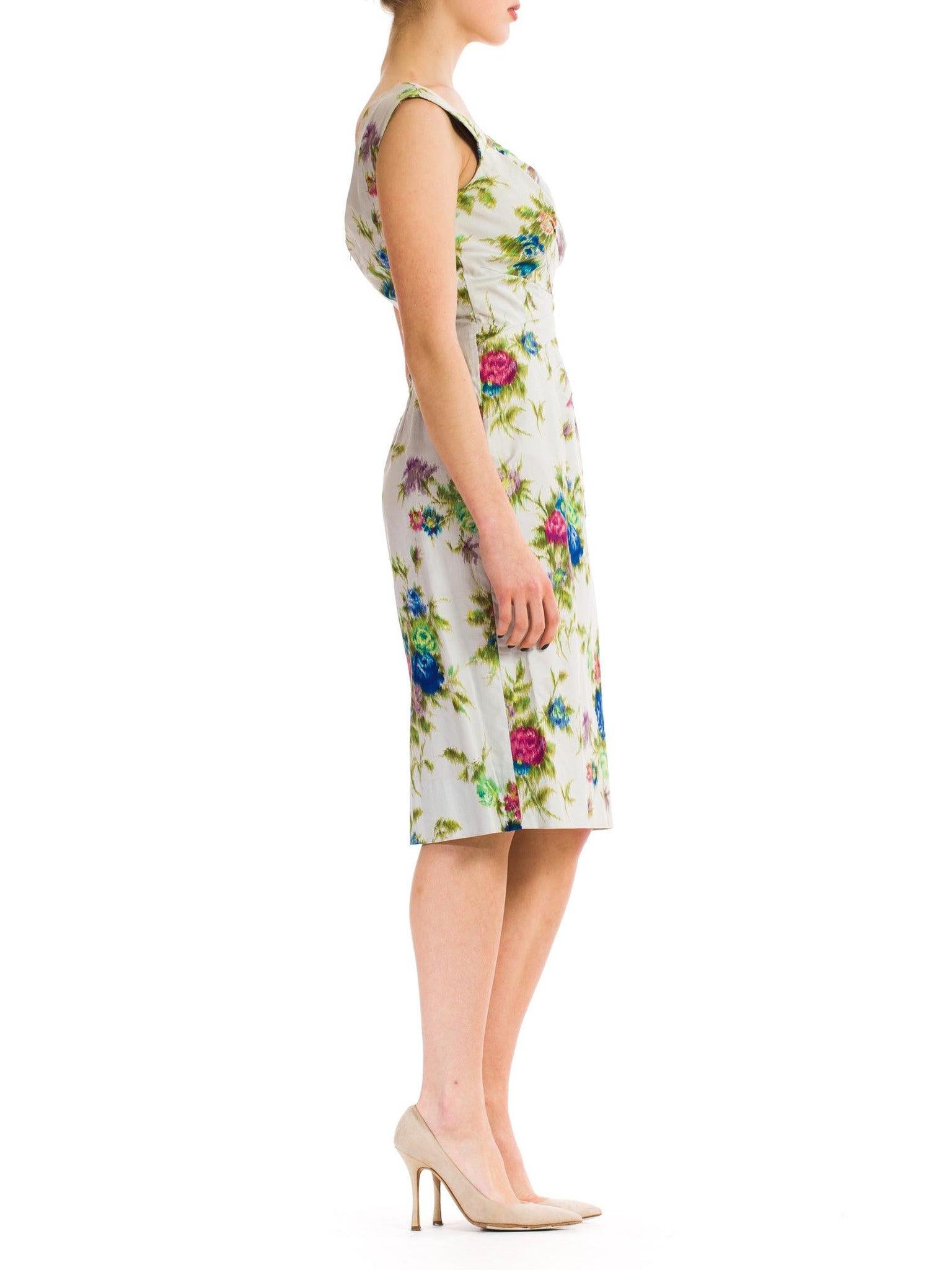 1950S Multicolor Floral Cotton Sateen Draped For Curves Dress In Excellent Condition For Sale In New York, NY