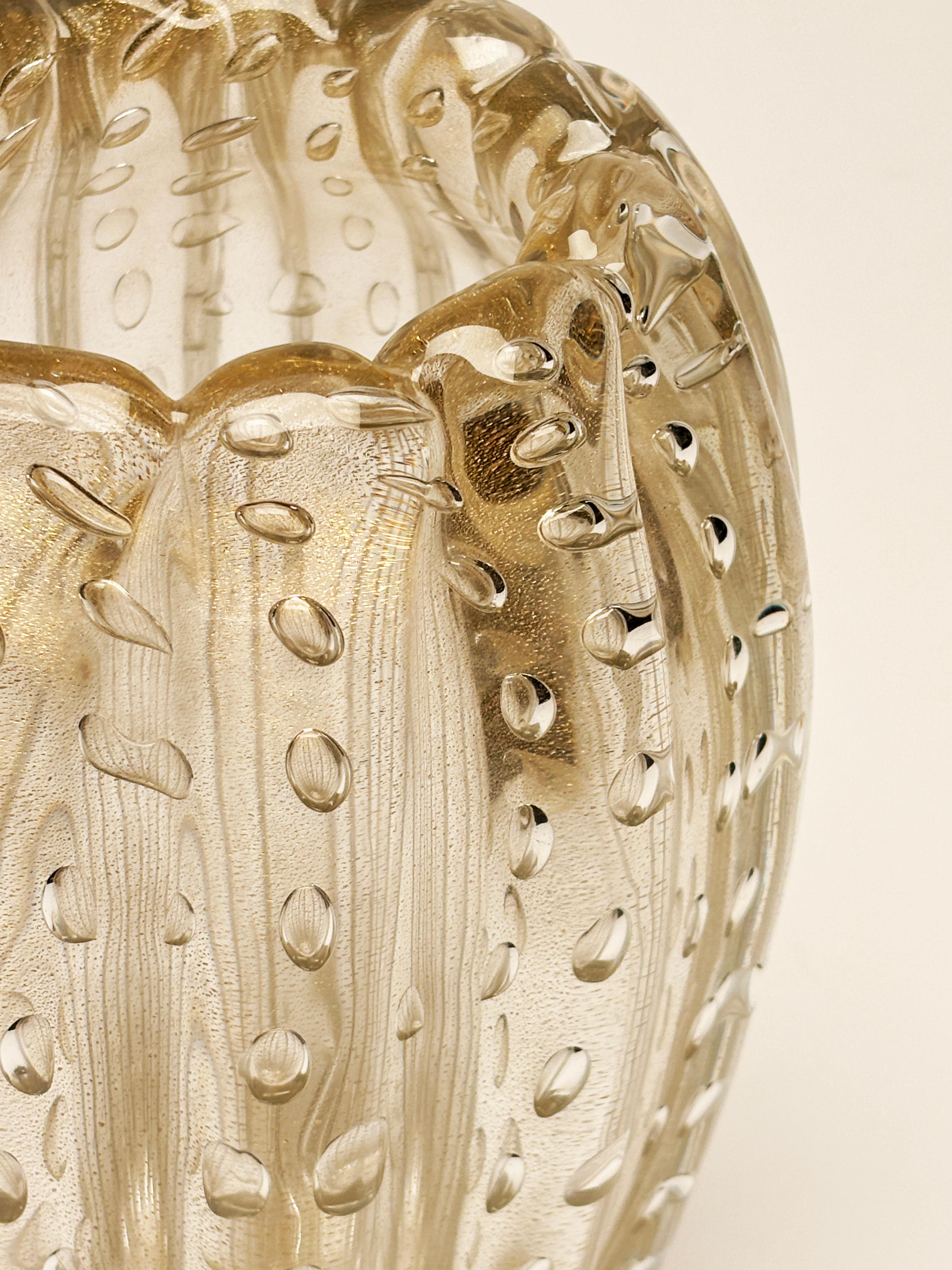 1950's Murano Bubbles and Gold Leaf Vase by Ercole Barovier for Barovier & Toso 4