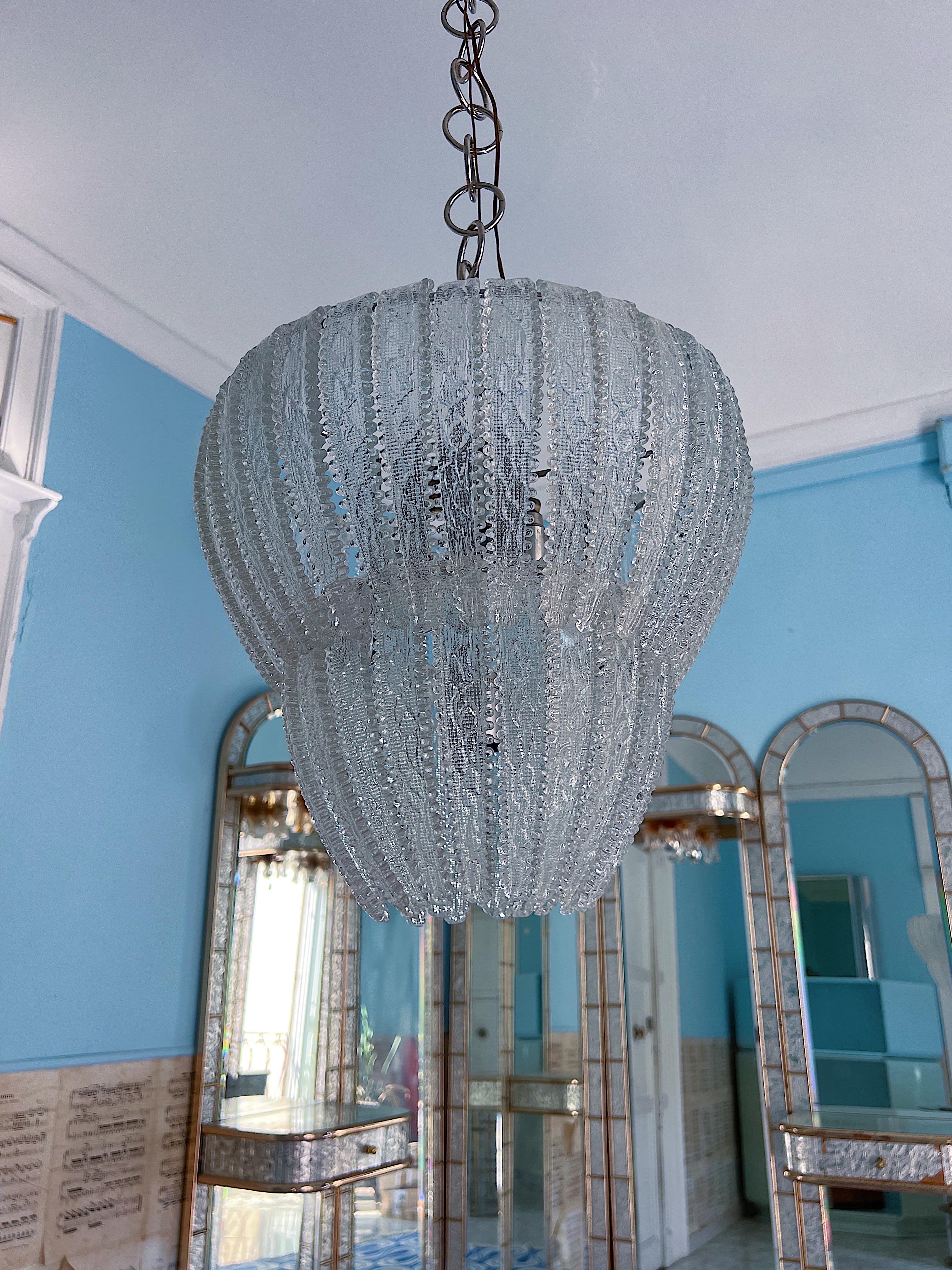 1950s Murano glass chandelier designed by Ercole Barovier For Sale 7