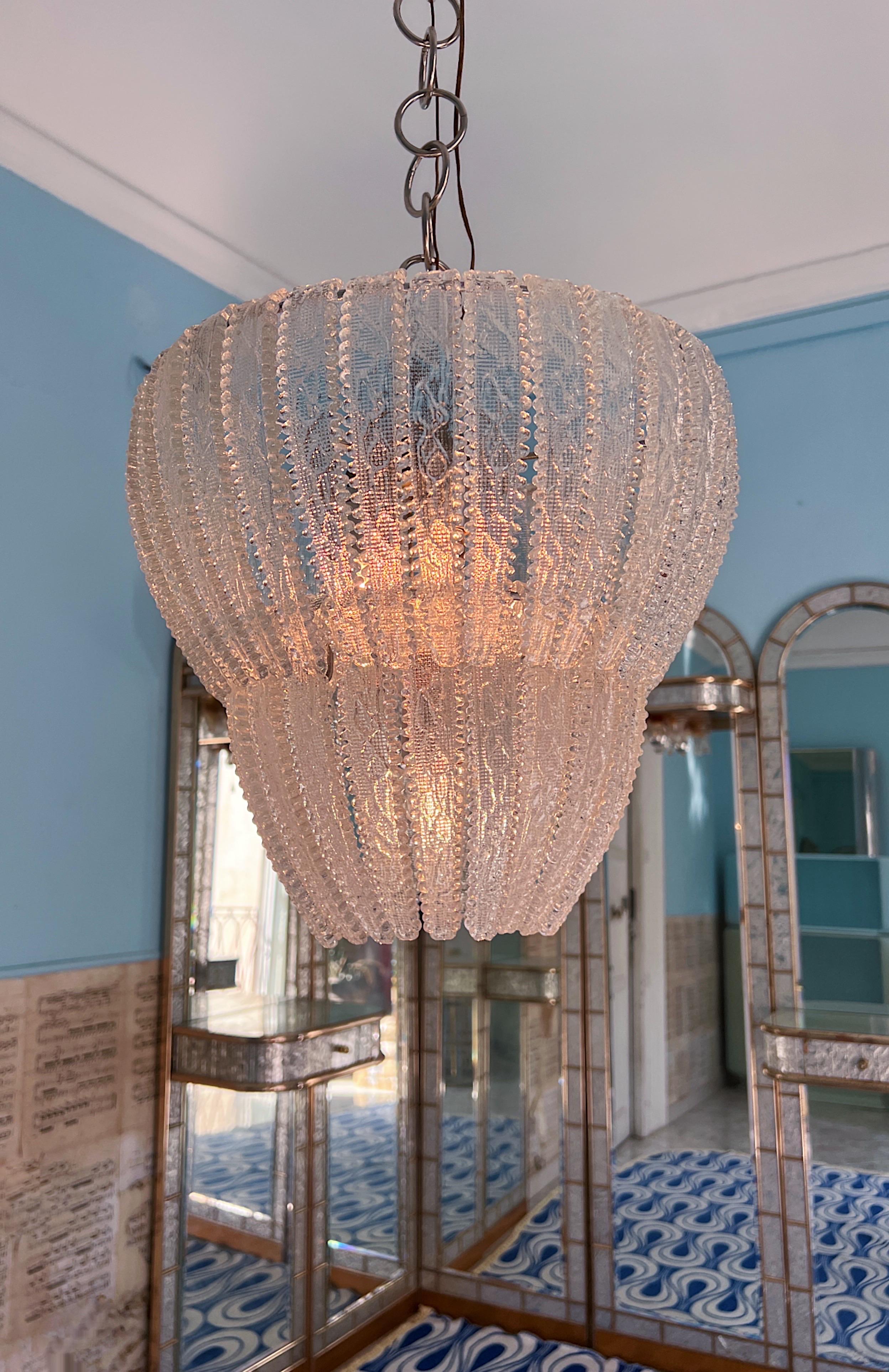Metal 1950s Murano glass chandelier designed by Ercole Barovier For Sale