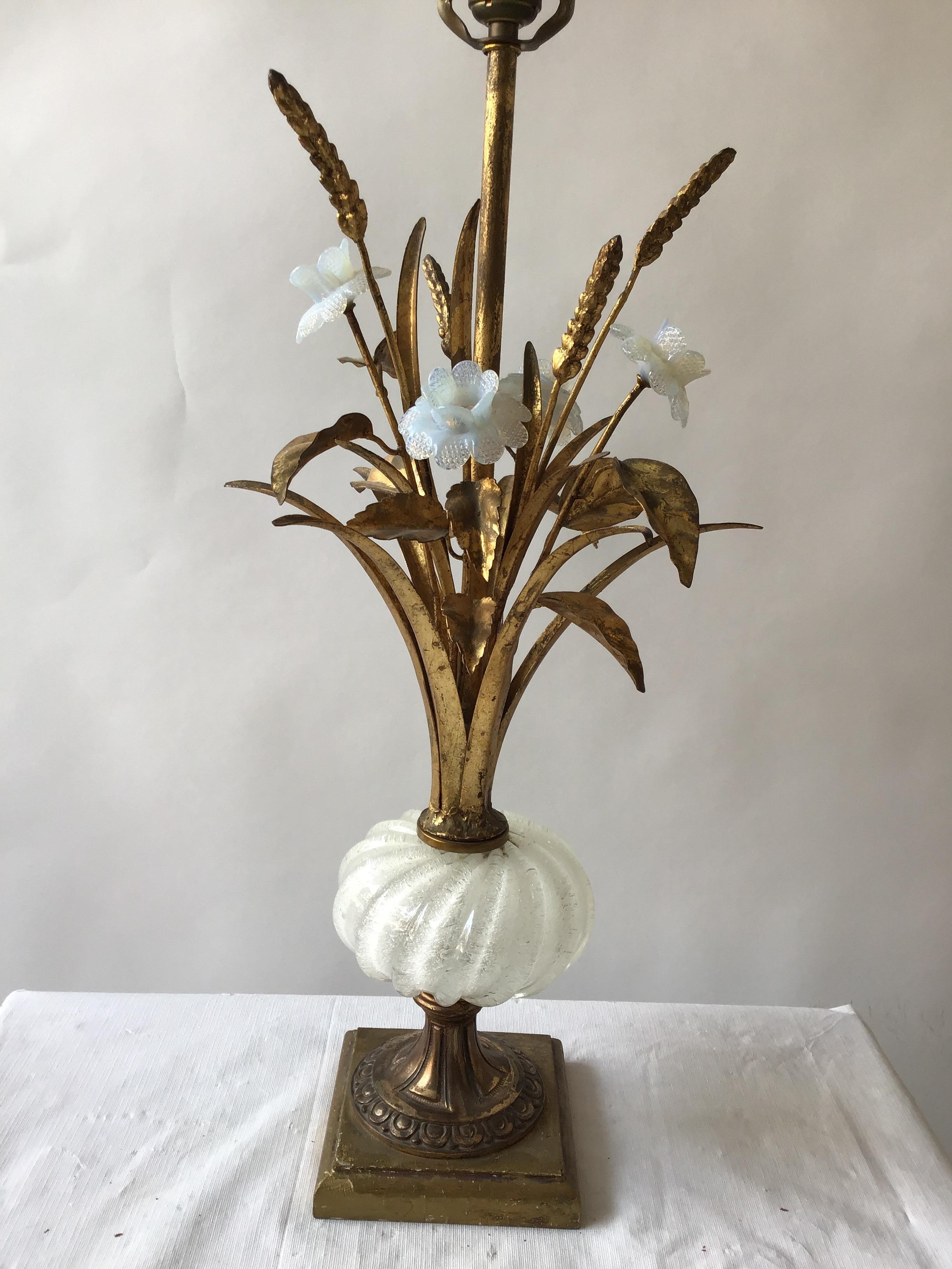 1950s Murano Glass Floral Table Lamp In Good Condition In Tarrytown, NY