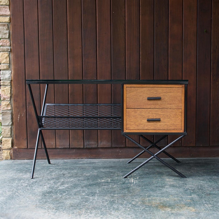 USA c.1952. Pacifica desk designed by Murriel Coleman for California Contemporary Co. Basket Width is 28 in.