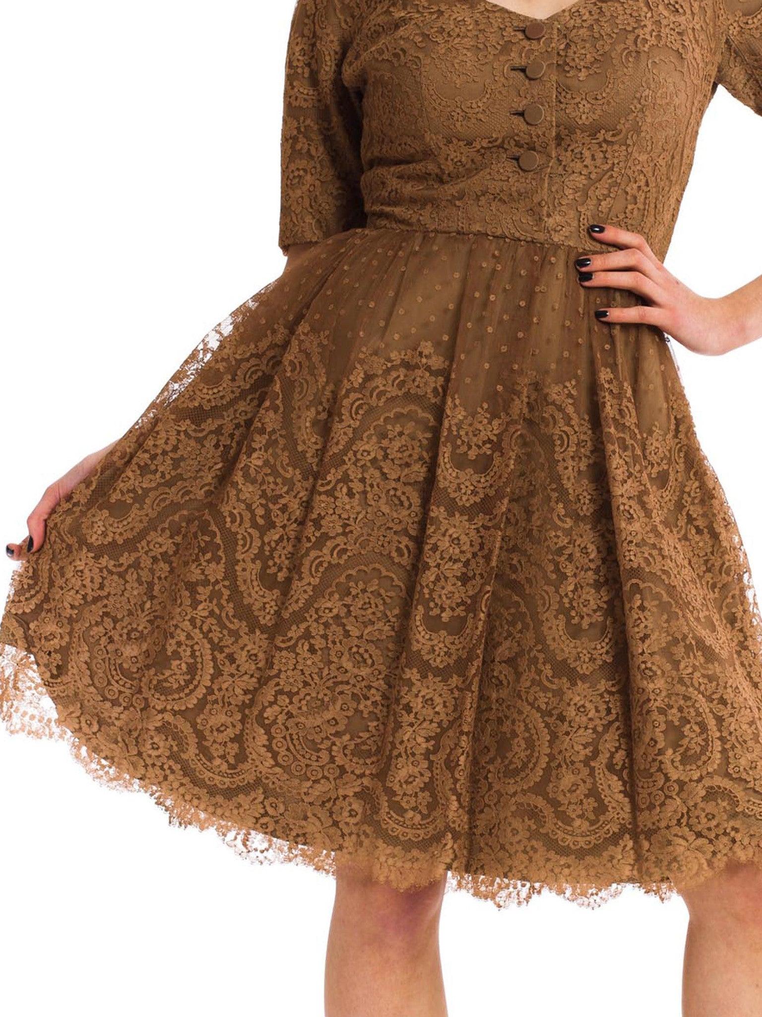 Women's 1950S NAT KAPLAN Brown Rayon & Silk Chantilly Lace Short Sleeve Cocktail Dress For Sale