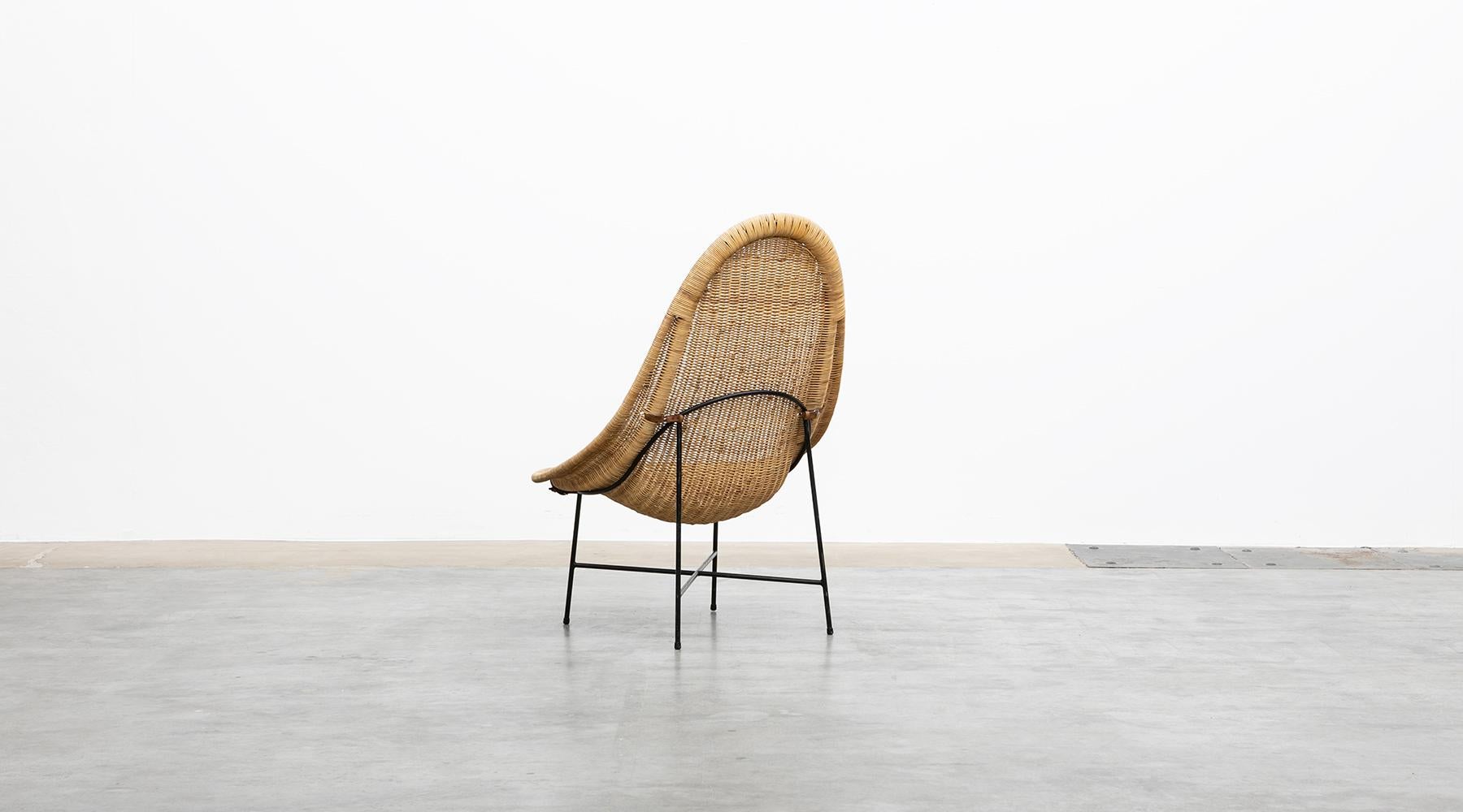 1950s Natural Basket Lounge Chairs by Kerstin Holmquist In Good Condition For Sale In Frankfurt, Hessen, DE