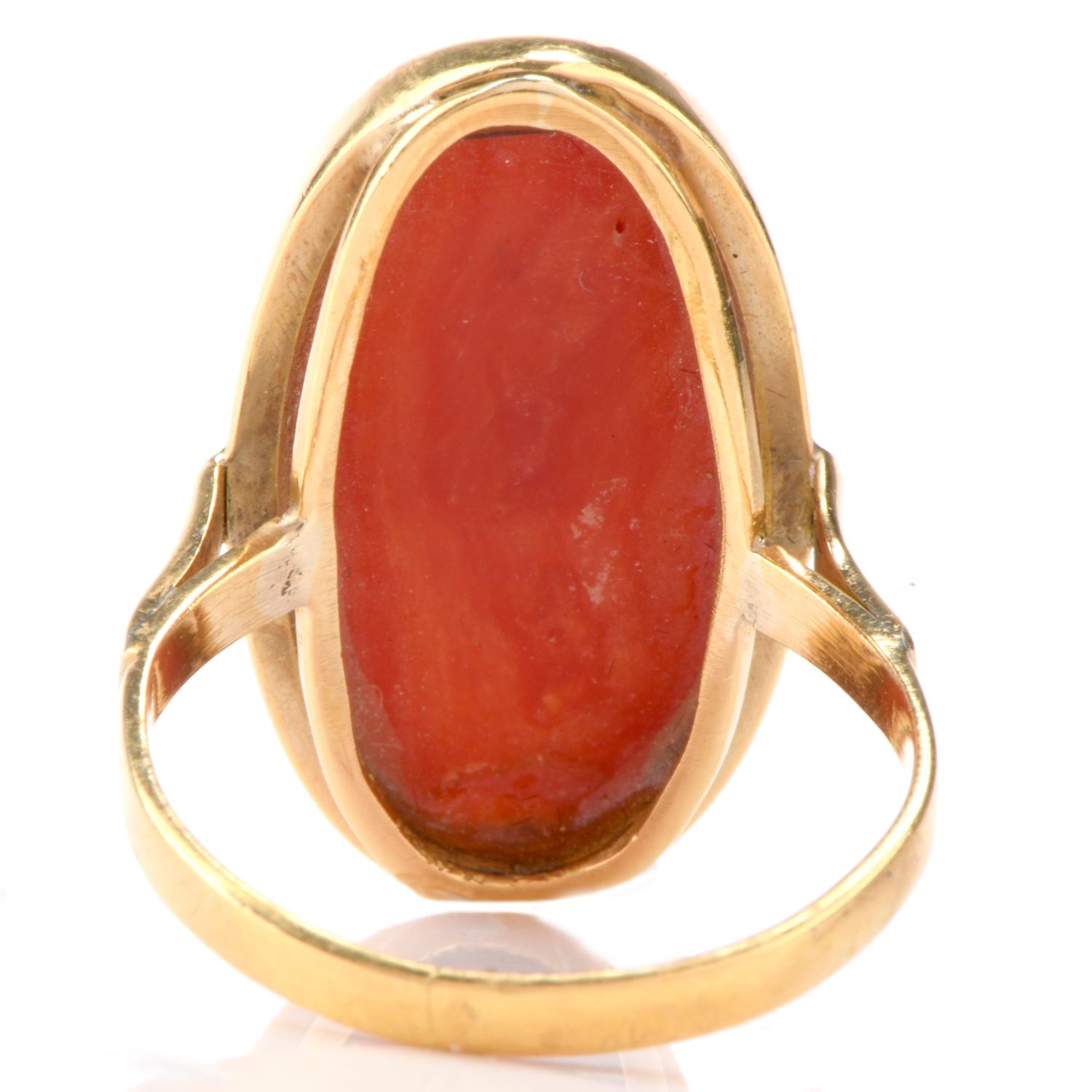1950s Natural Red Coral 18 Karat Gold Cocktail Ring In Good Condition In Miami, FL