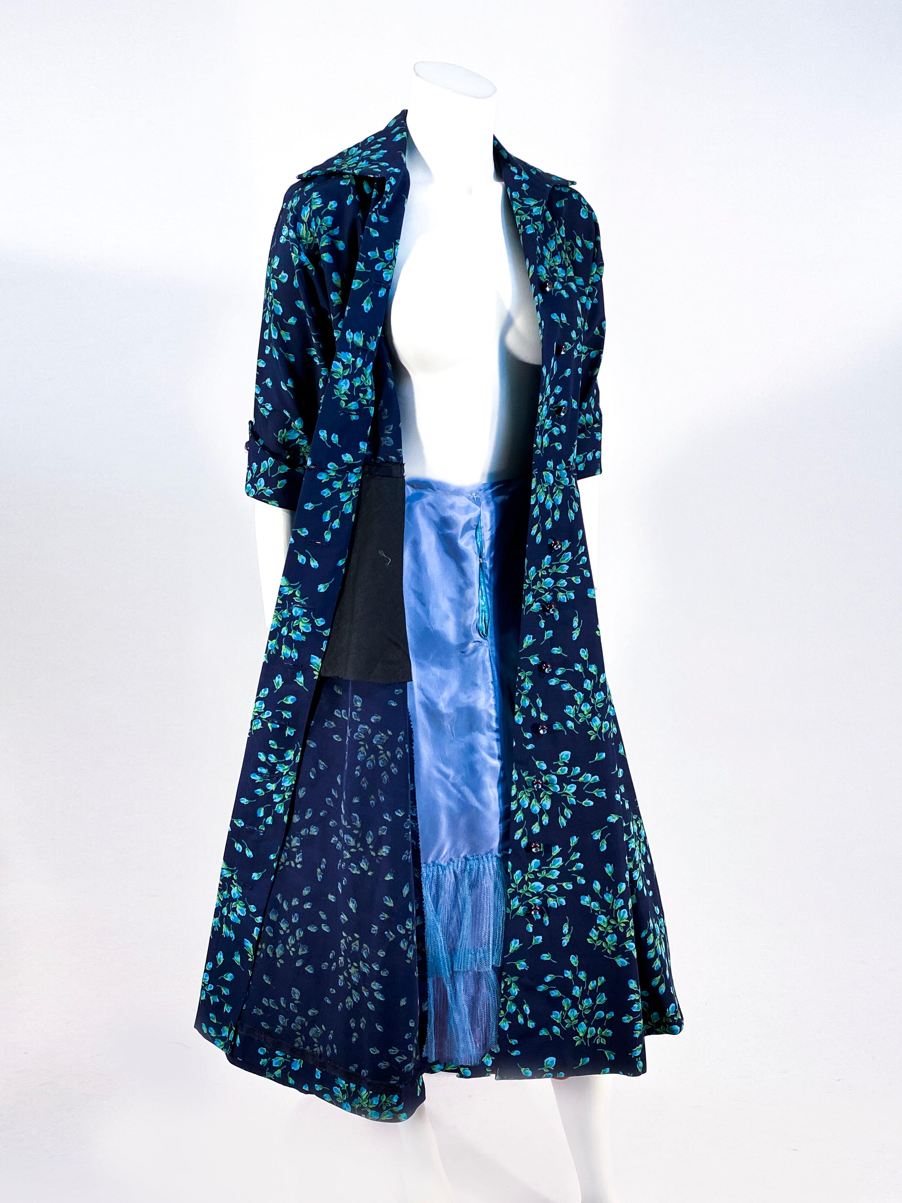 1950s Navy Blue Floral Printed Dress For Sale 3
