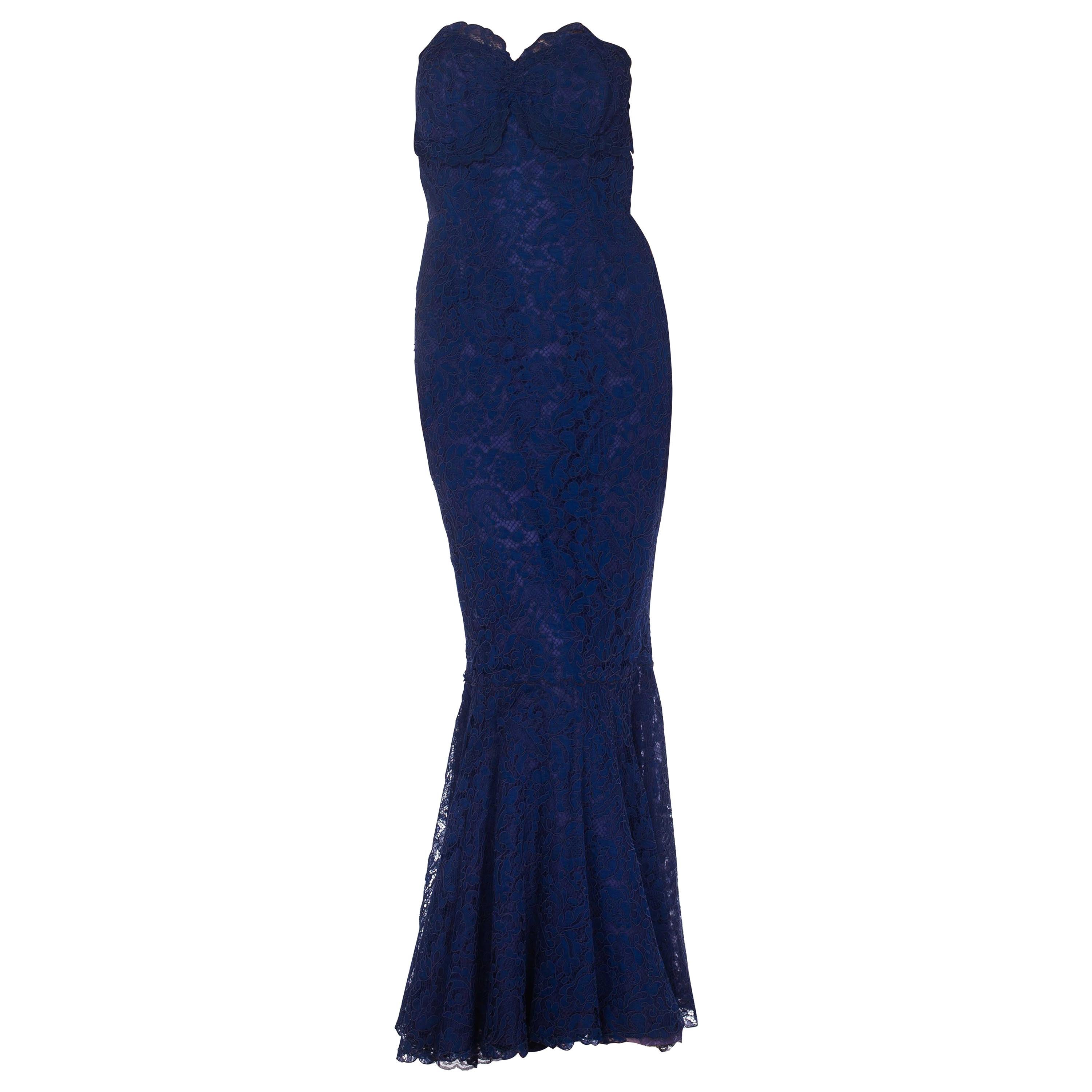 1950S Navy Blue Silk & Lace Strapless Gown With Trumpet Skirt For Sale