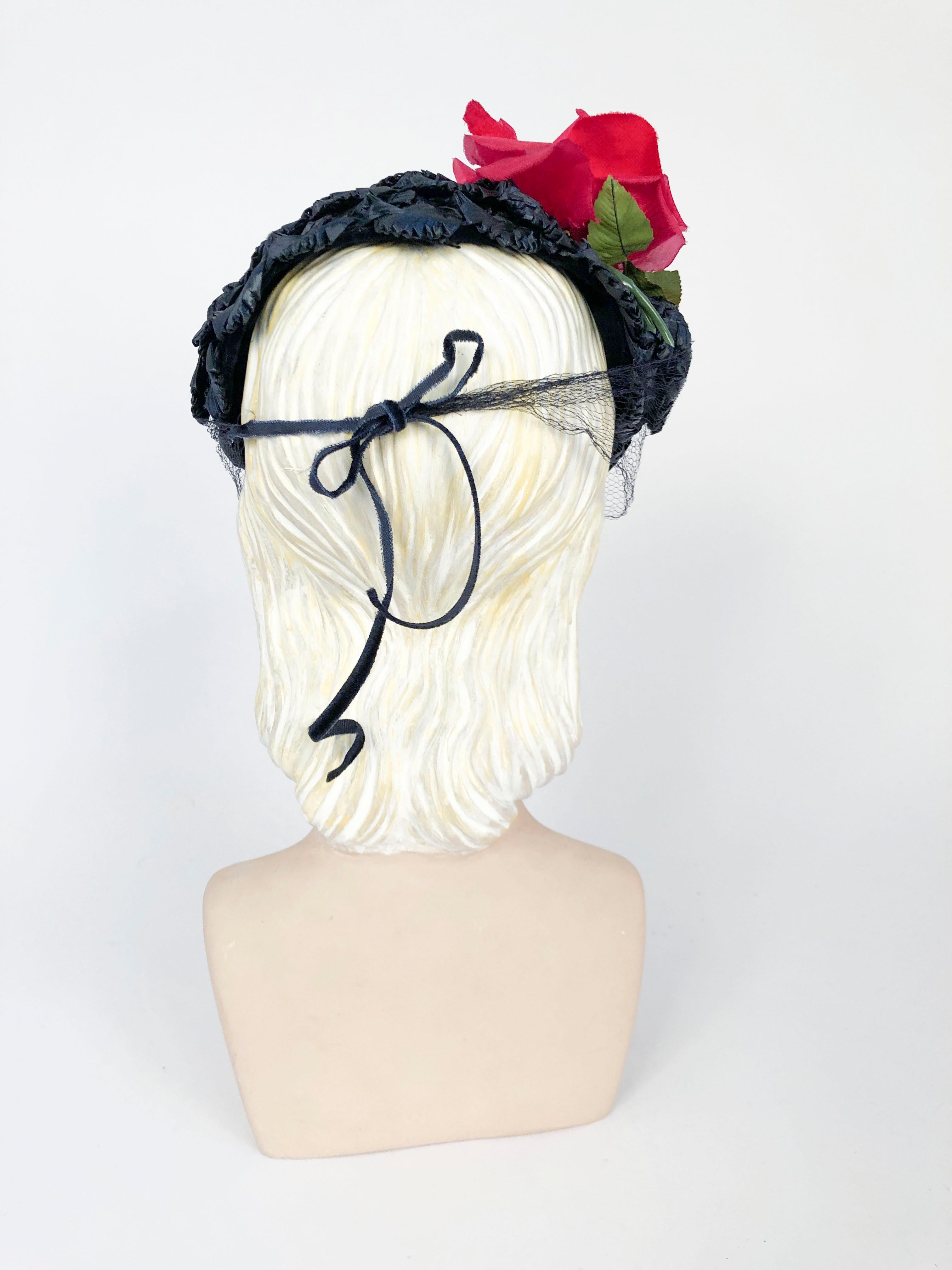 Women's 1950s Navy Raffia Hat With Silk and Velvet Rose For Sale