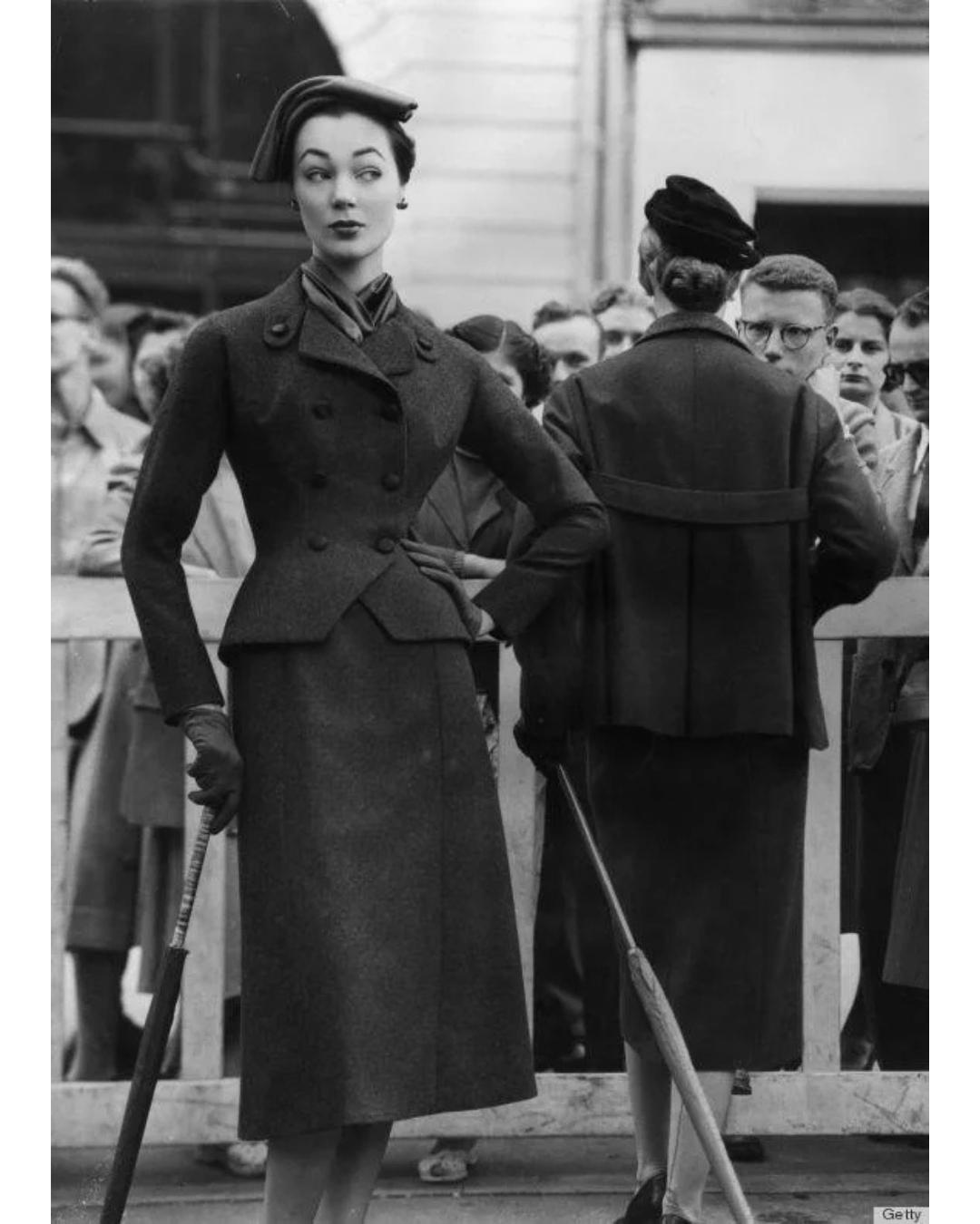 1950s Navy Silk Couture Bar Jacket with Button Pocket For Sale 1