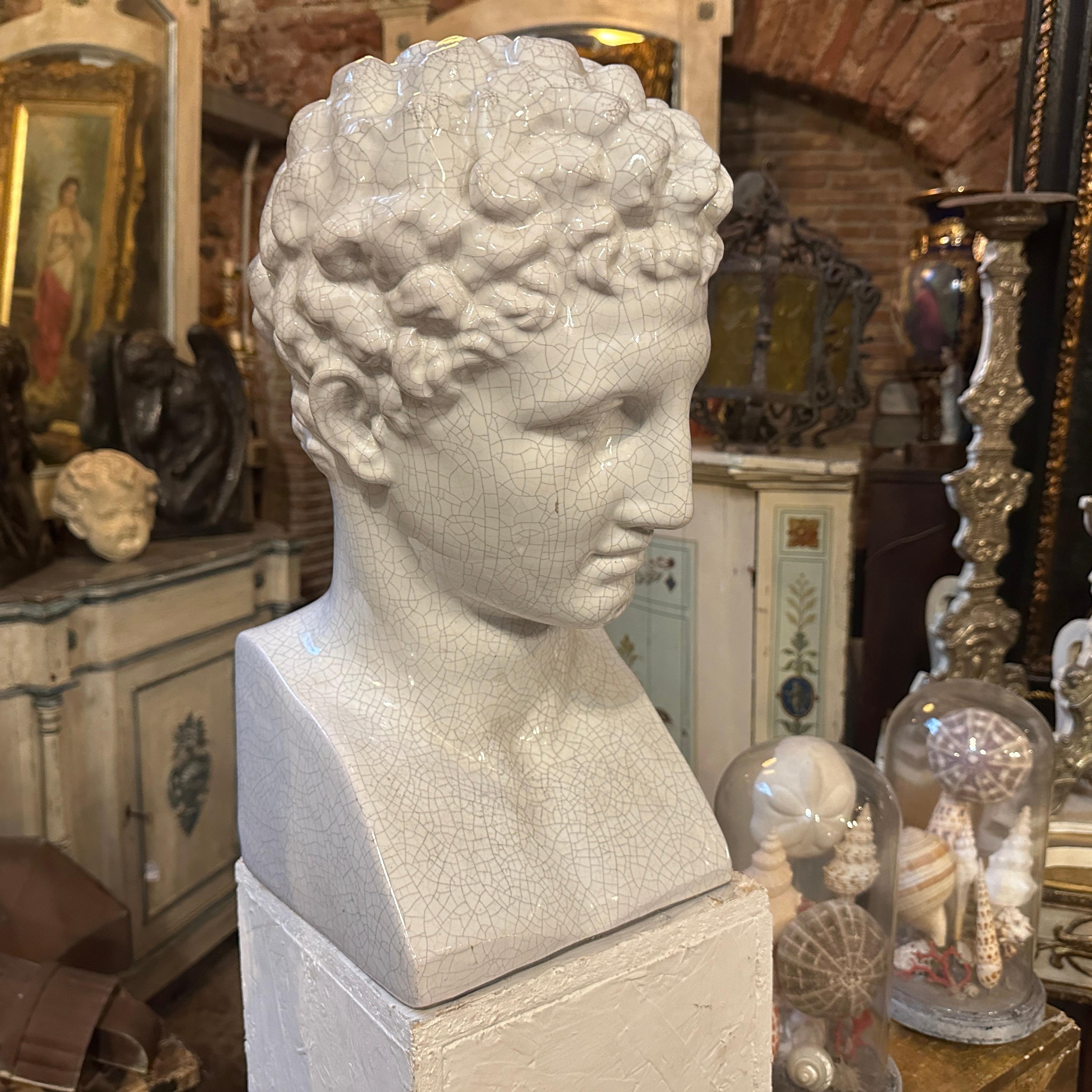 1950s Neoclassical White Crackled Ceramic Italian Bust of Antinoo In Good Condition For Sale In Catania, Sicilia