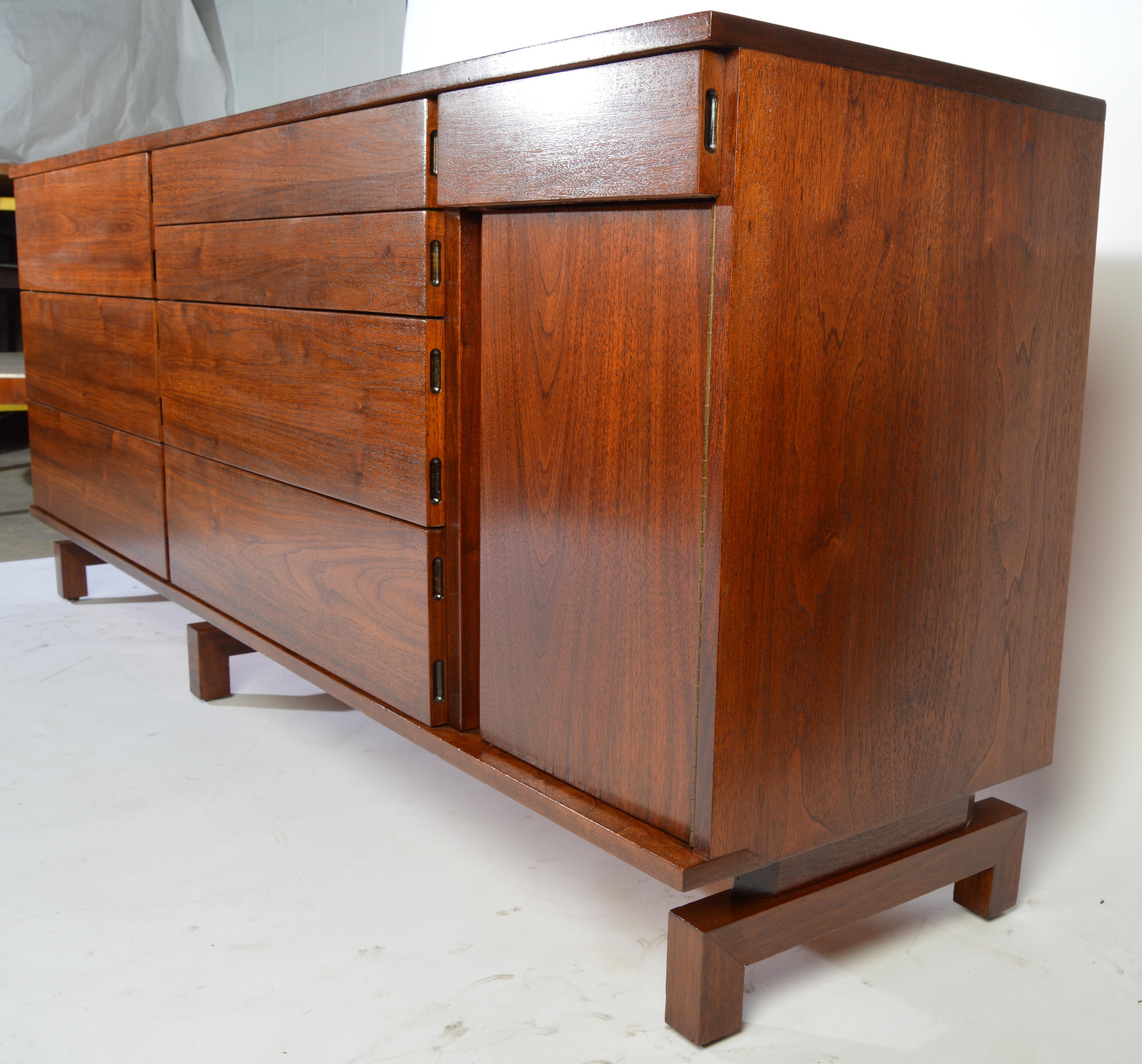 1950s New Hope Studio Dresser with Pullout Vanity after Phillip Lloyd Powell 1