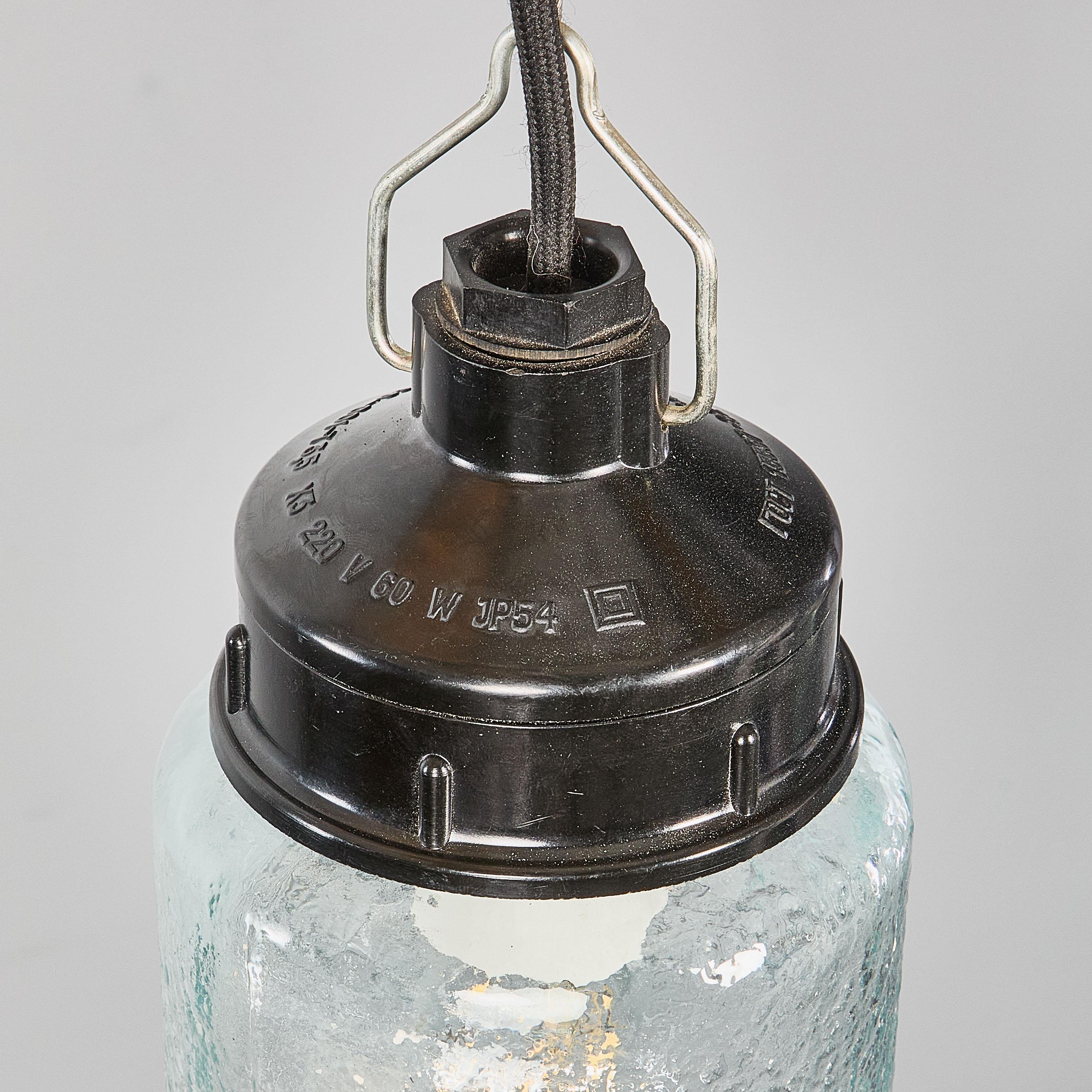 Lampade a sospensione a cilindro screziate trasparenti degli anni '50 - coppia unica in vendita 3