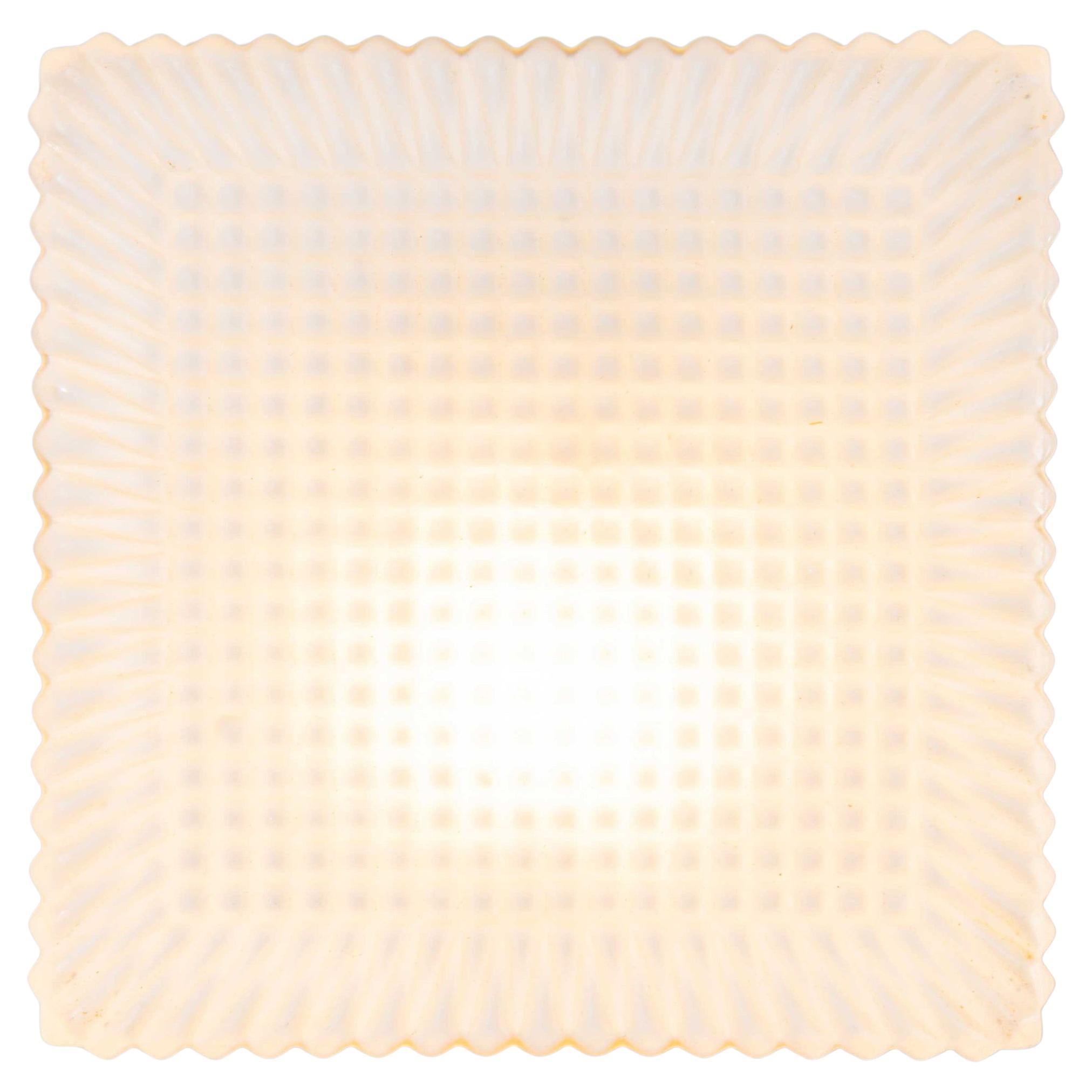 1950
s New Old Stock Czech Opaline Geometric - Lámpara de techo