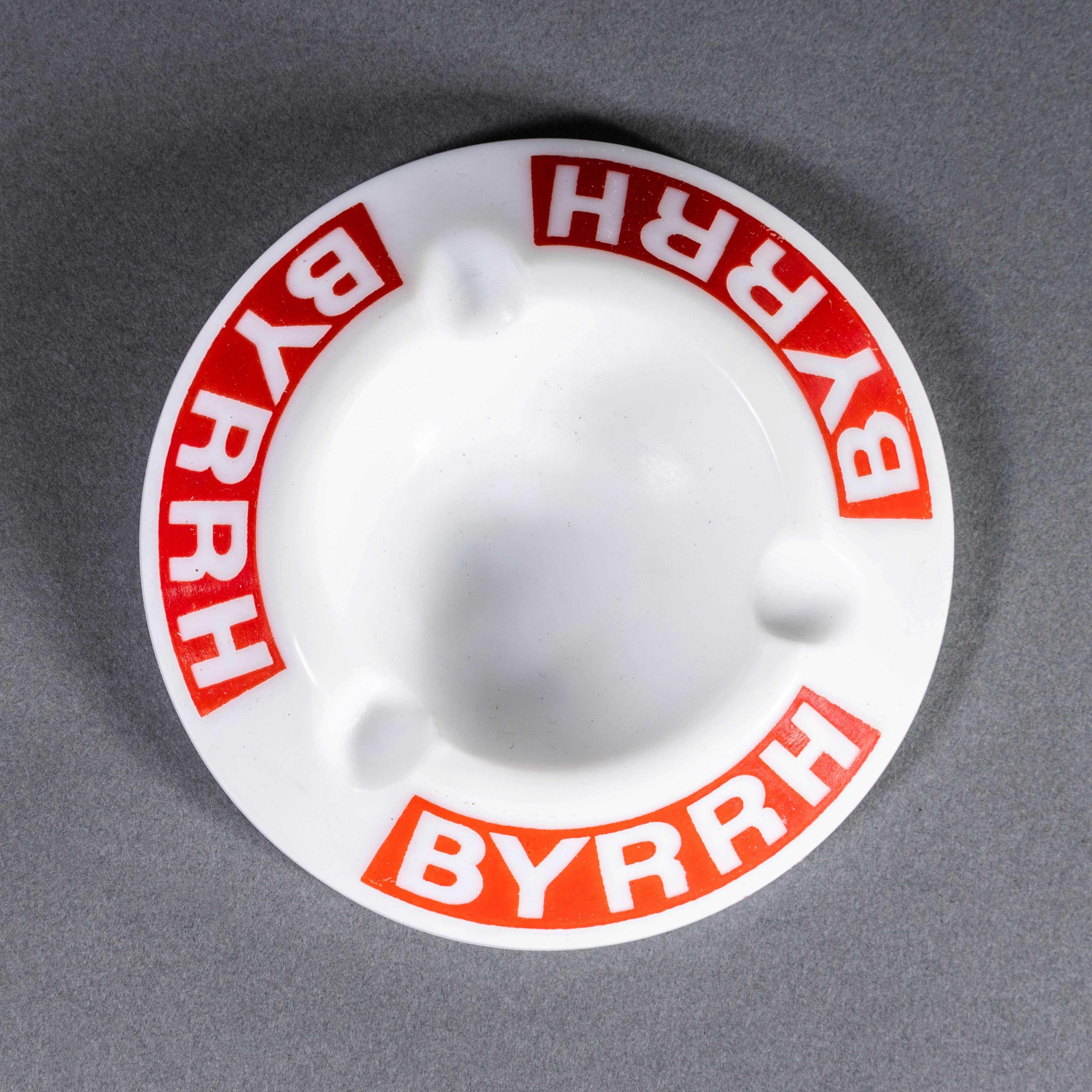 1950's New Old Stock Französisch Byrrh Aschenbecher - Small Batch Available (Glas) im Angebot