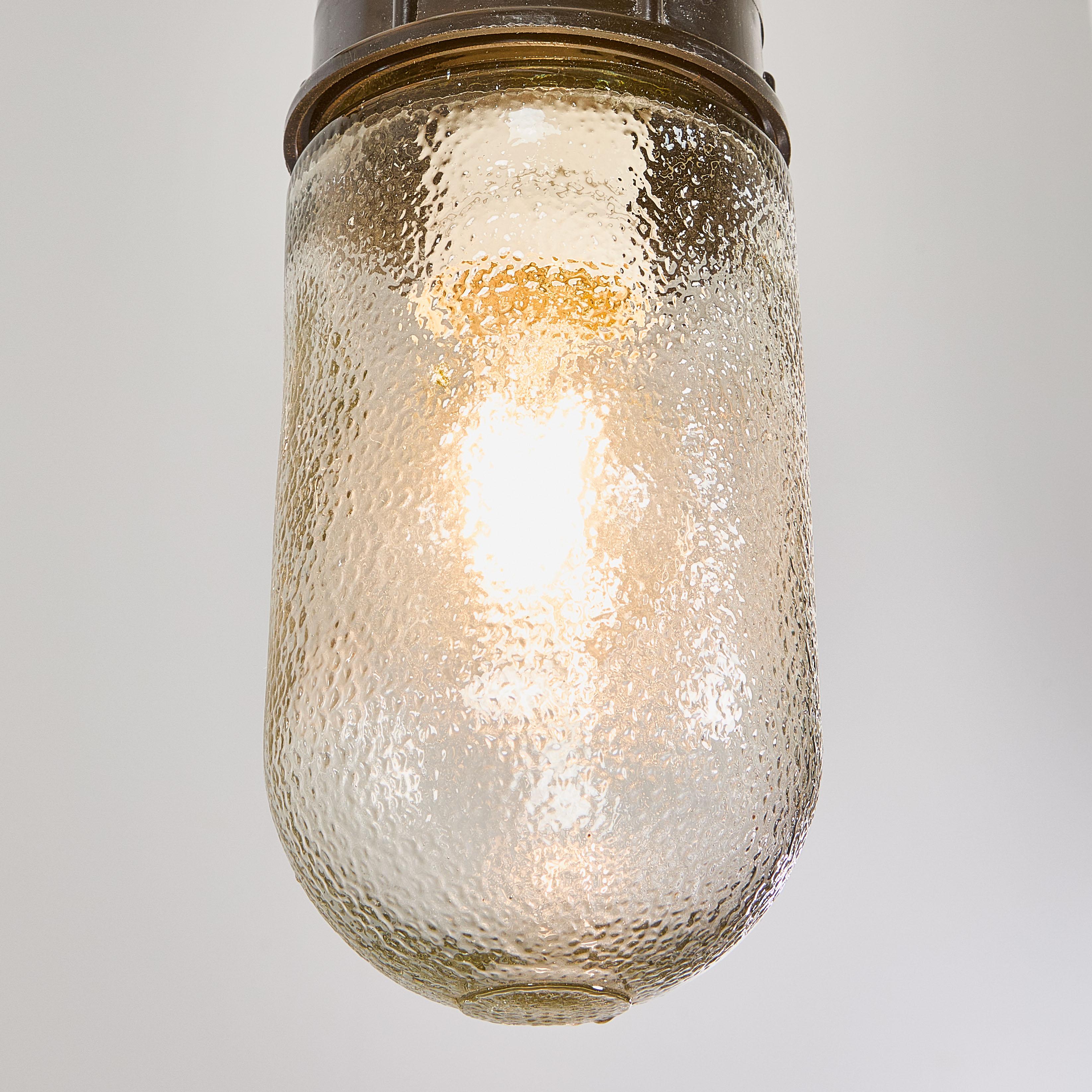 Metallo Lampade a sospensione a barile con tinta chiara screziata degli anni '50 - Quantità disponibile in vendita