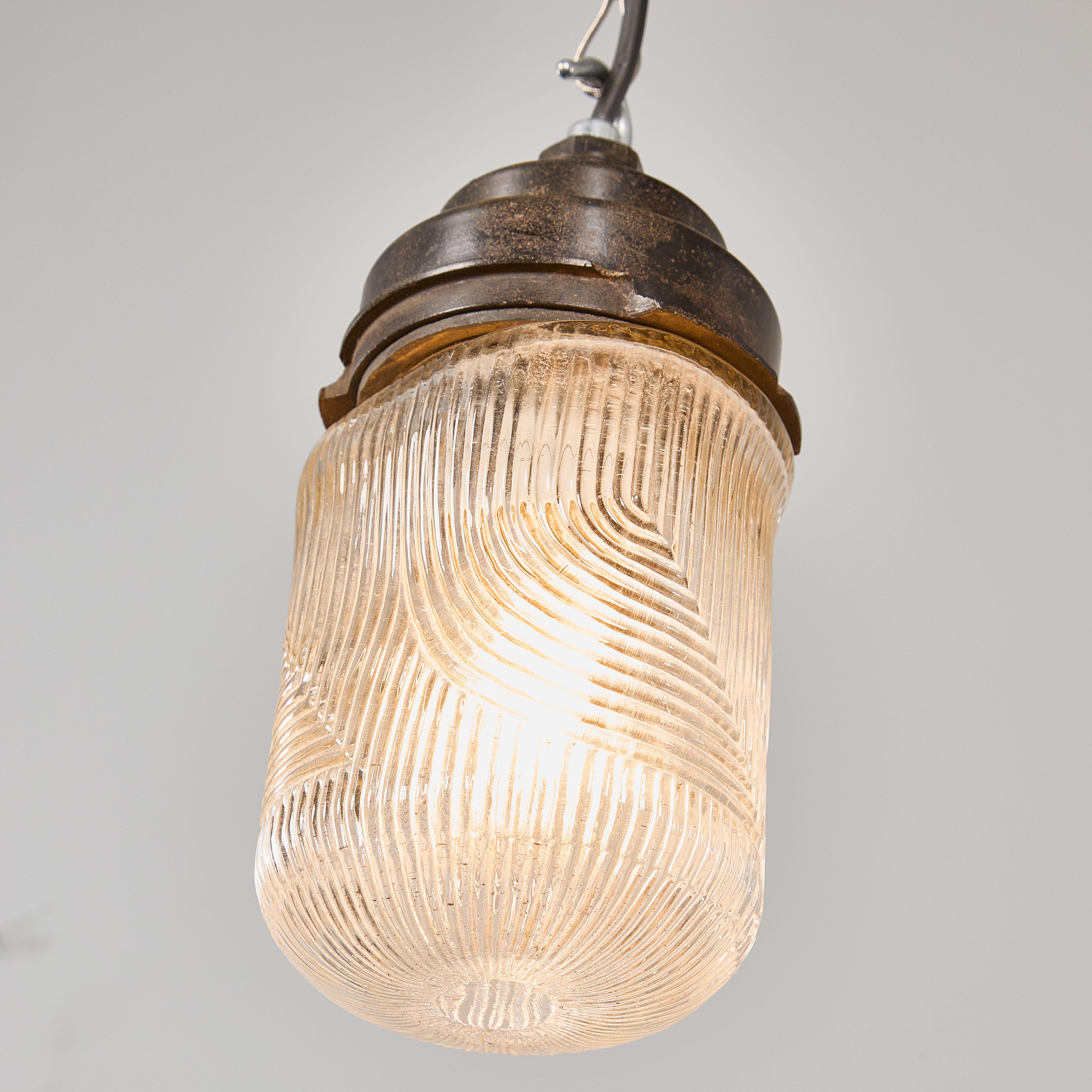 Metallo Lampade a sospensione a cilindro a strisce screziate degli anni '50 - Lampada singola in vendita