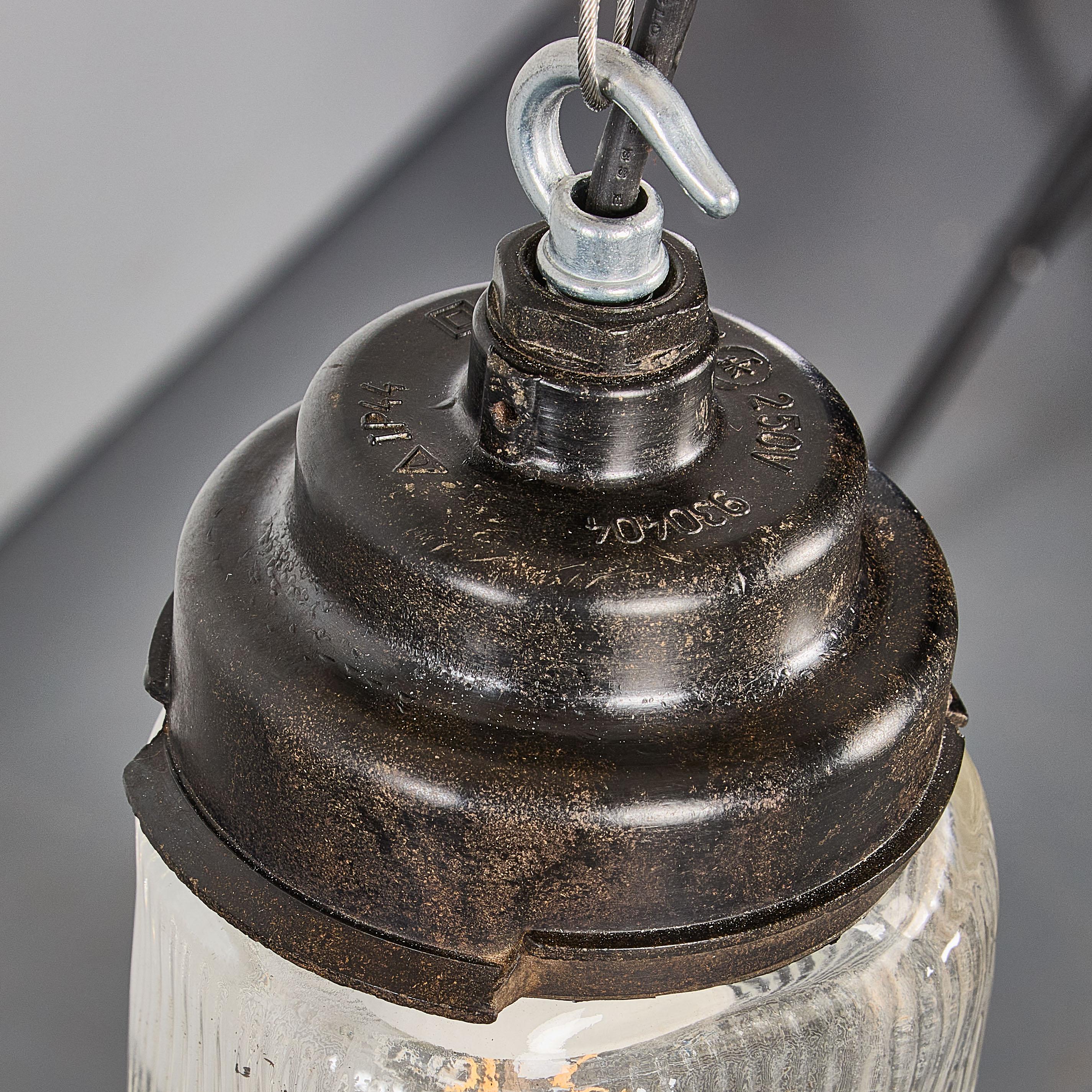 Lampade a sospensione a cilindro a strisce screziate degli anni '50 - Lampada singola in vendita 2