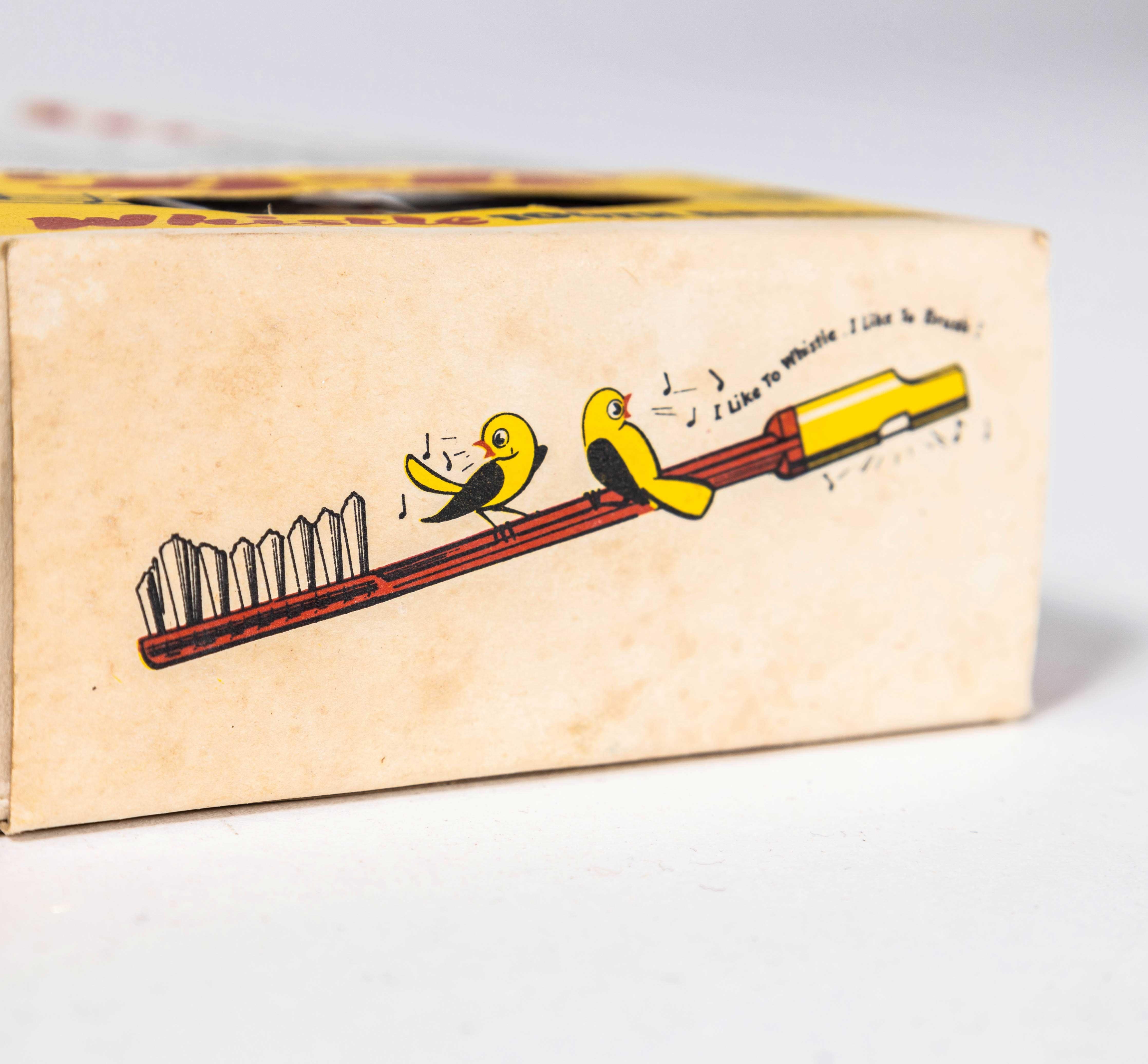 Boîte de brosses à dents des années 1950 - Boîte de douze en vente 3